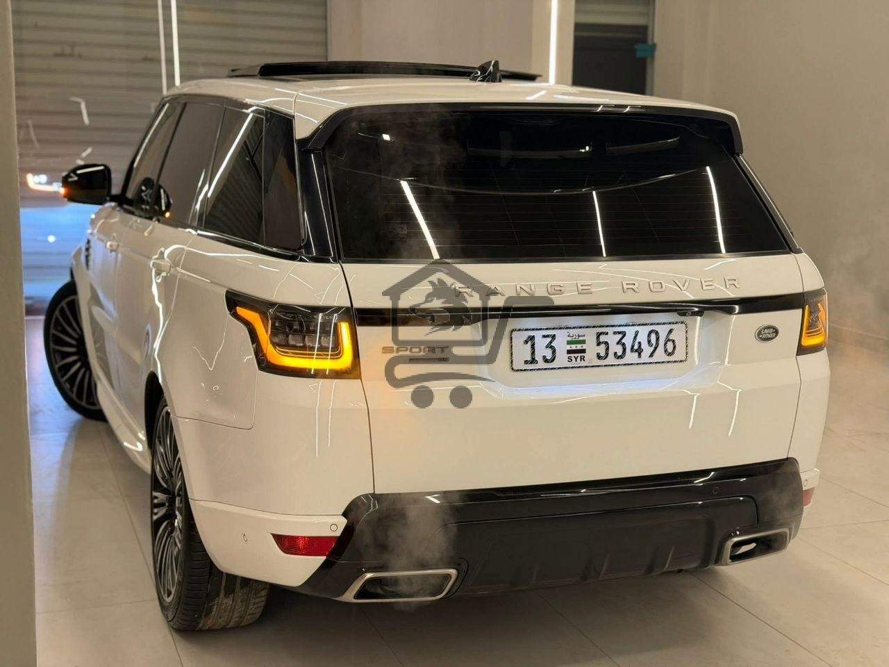 Range Rover Sport SE - الصورة 4