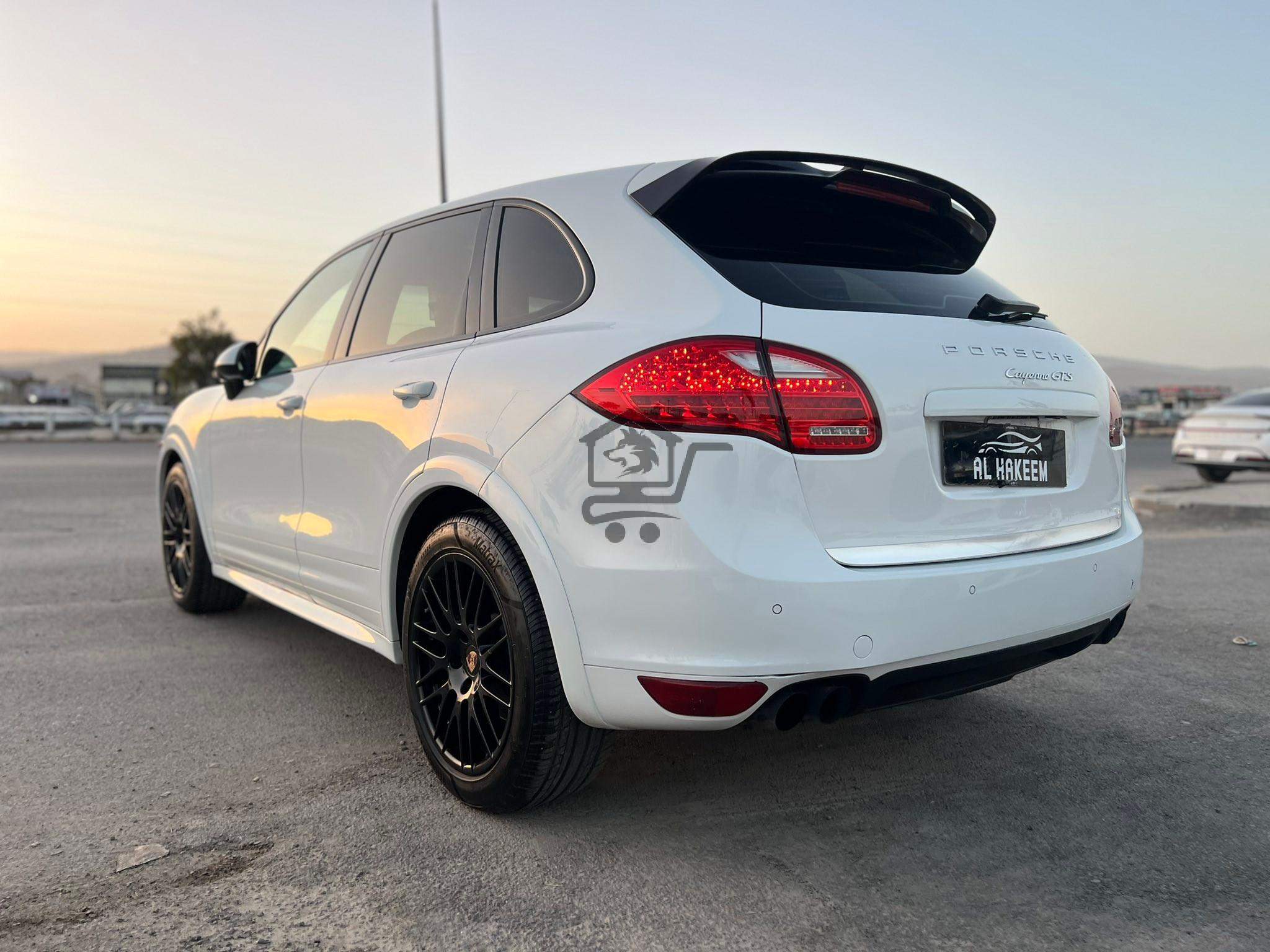 PORSHE Cayenne GTS - الصورة 4