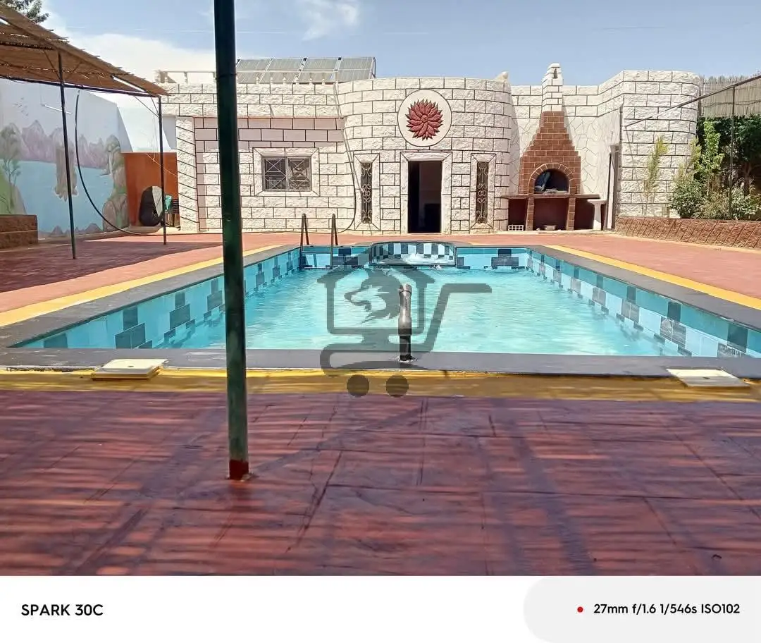 مزرعة غرفتين مفروشة