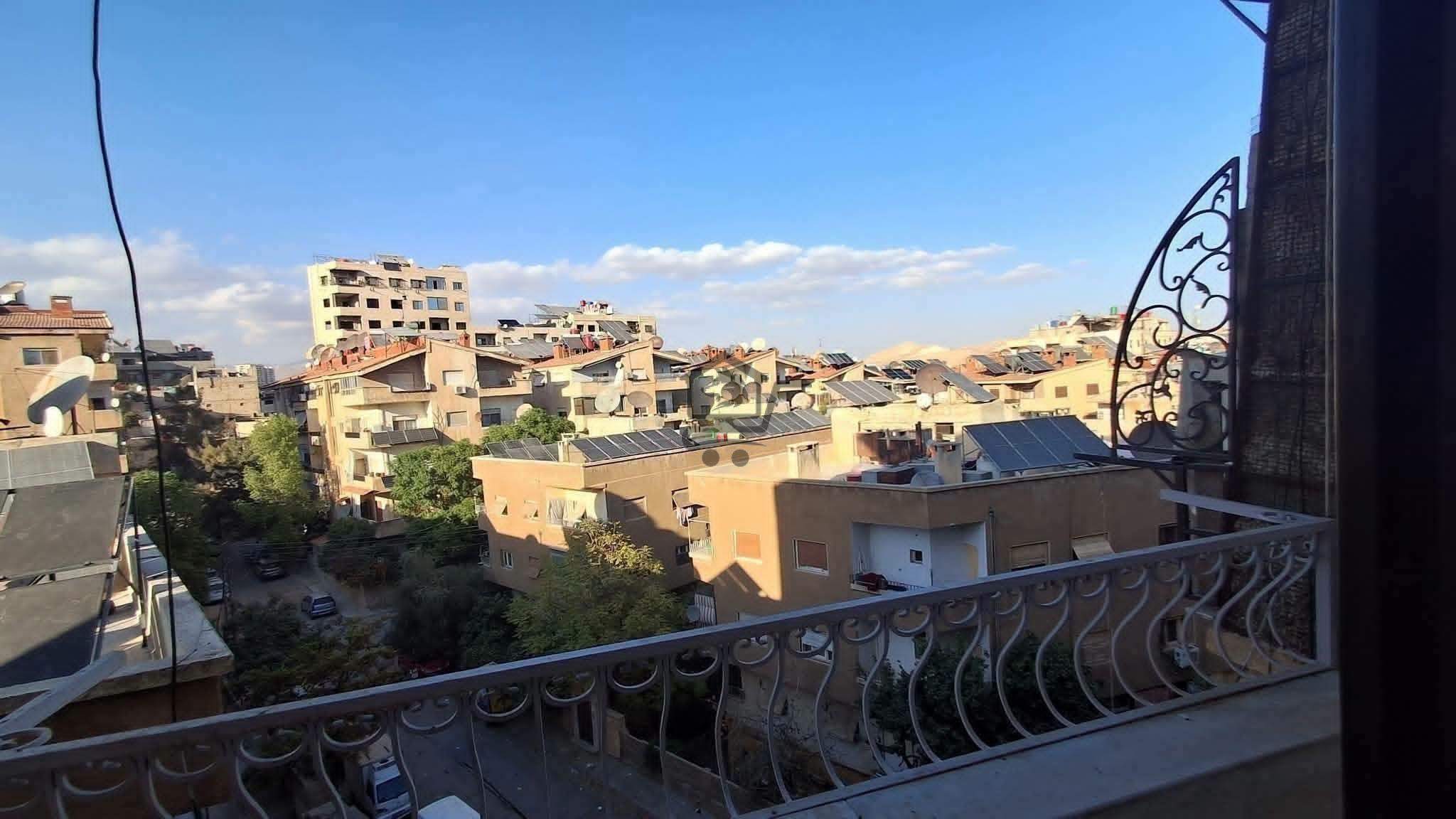 للبيع منزل بسعر ممتاز - الصورة 1