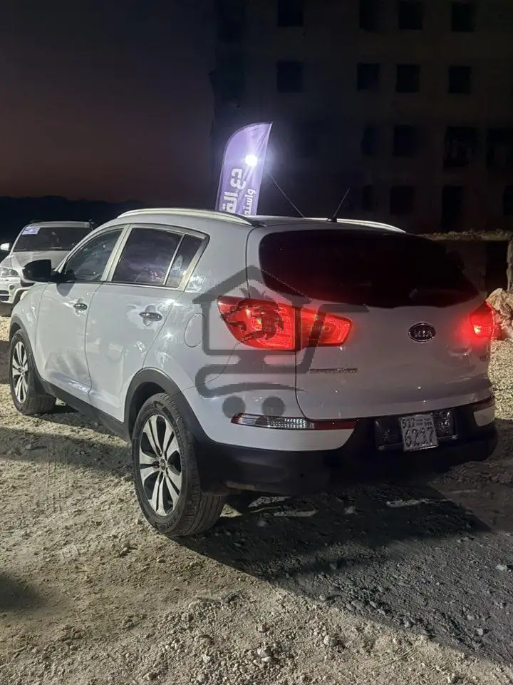 كيا سبورتاج 2012 - الصورة 8