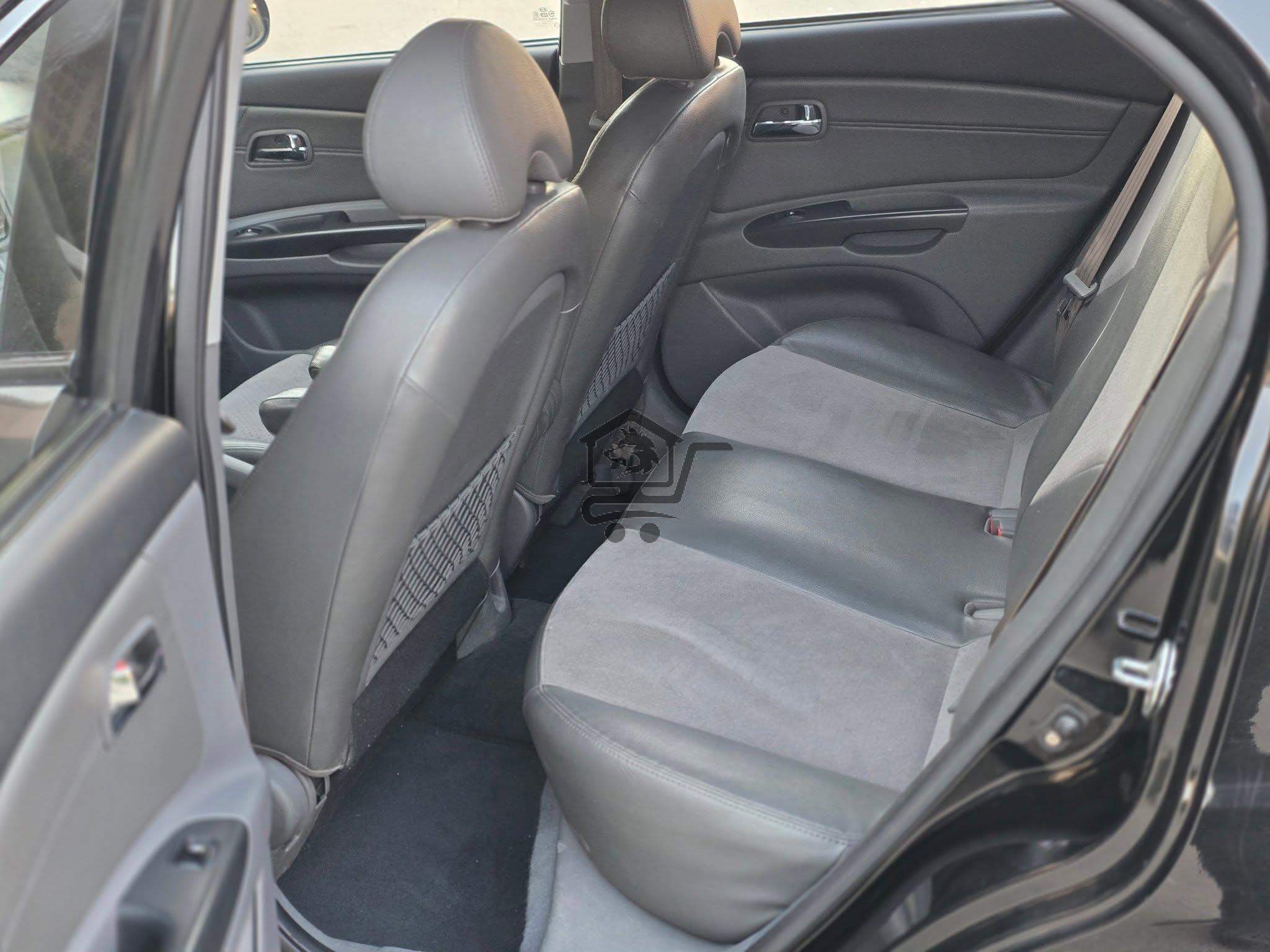 Kia Rio 2011 - الصورة 8