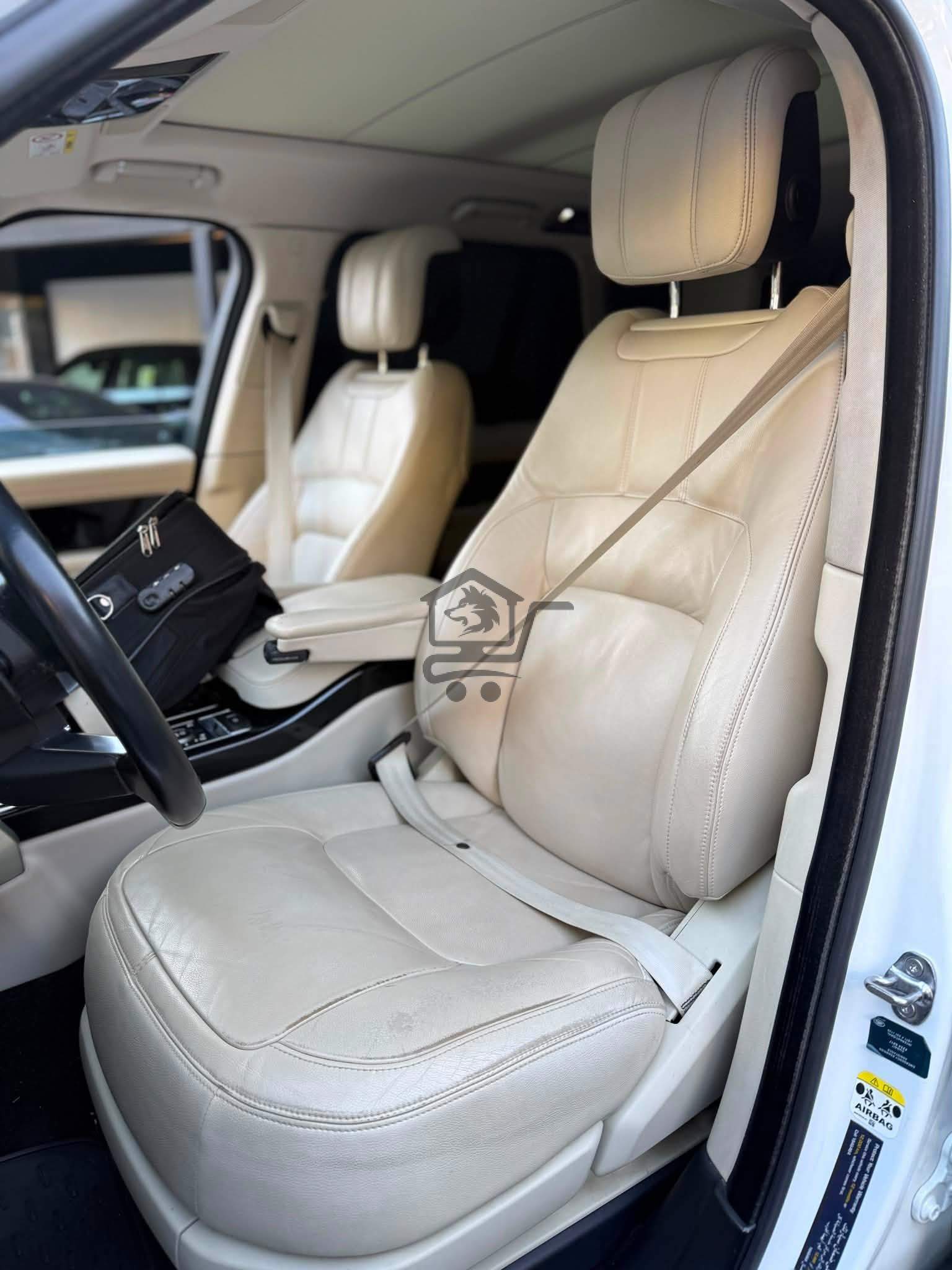 Land Rover Vogue 2021 - الصورة 7