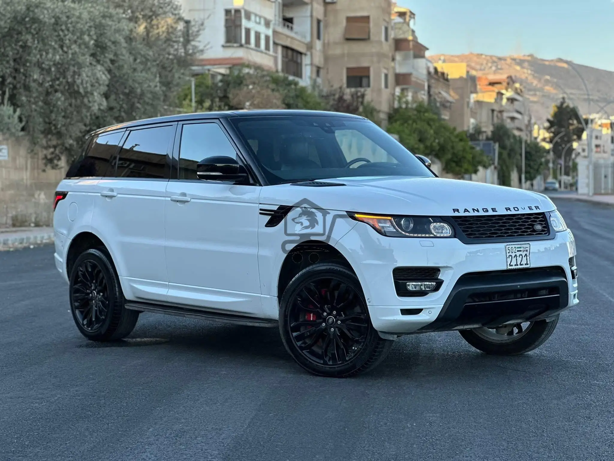 Range Rover - الصورة 1