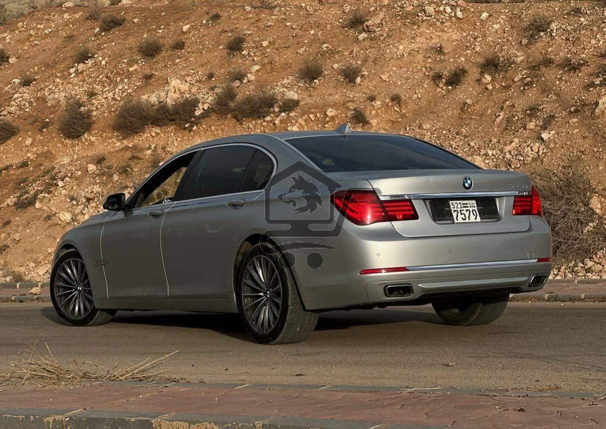 BMW 740Li individual - الصورة 4