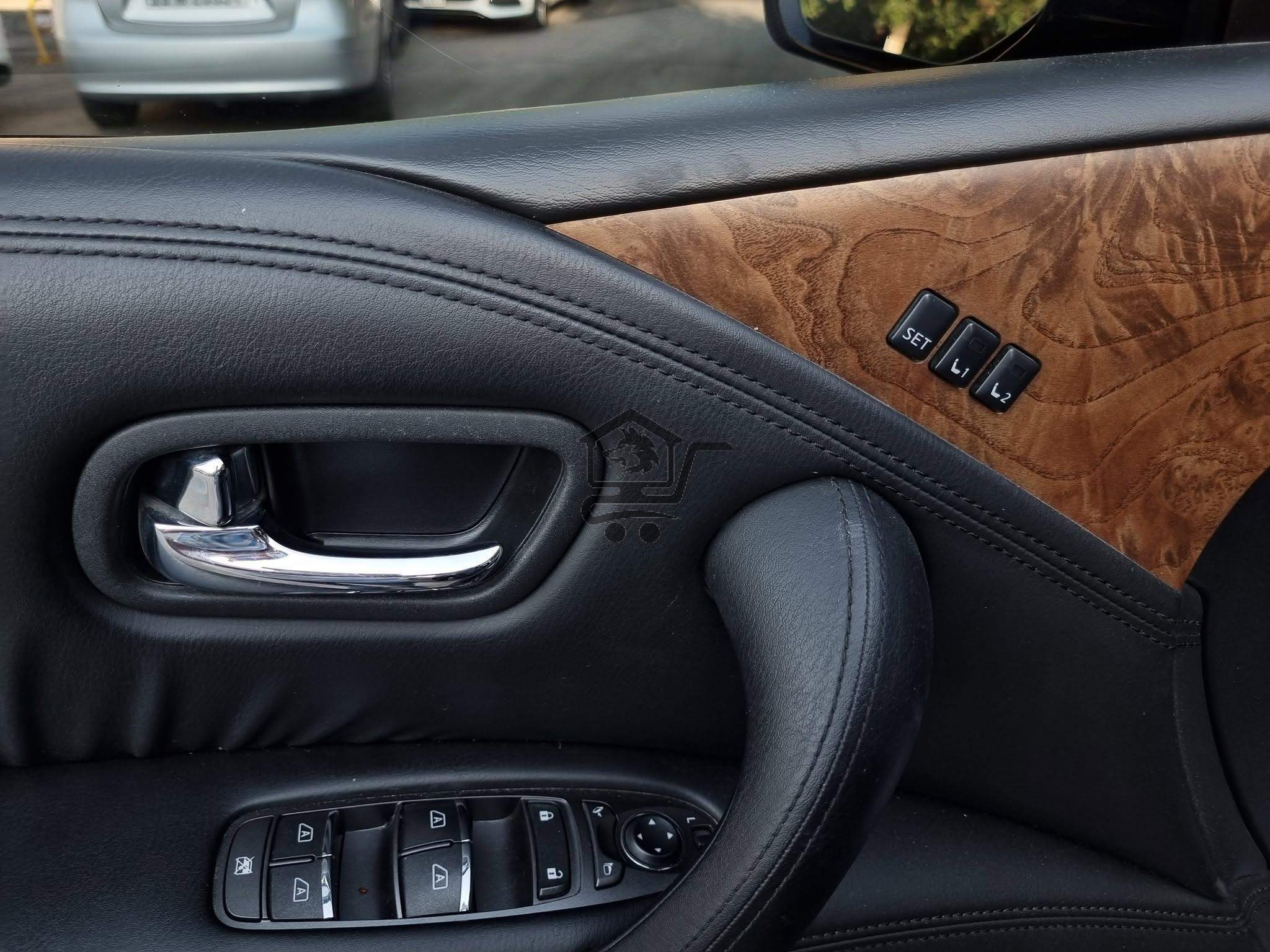 Nissan Armada LS 2024 - الصورة 9