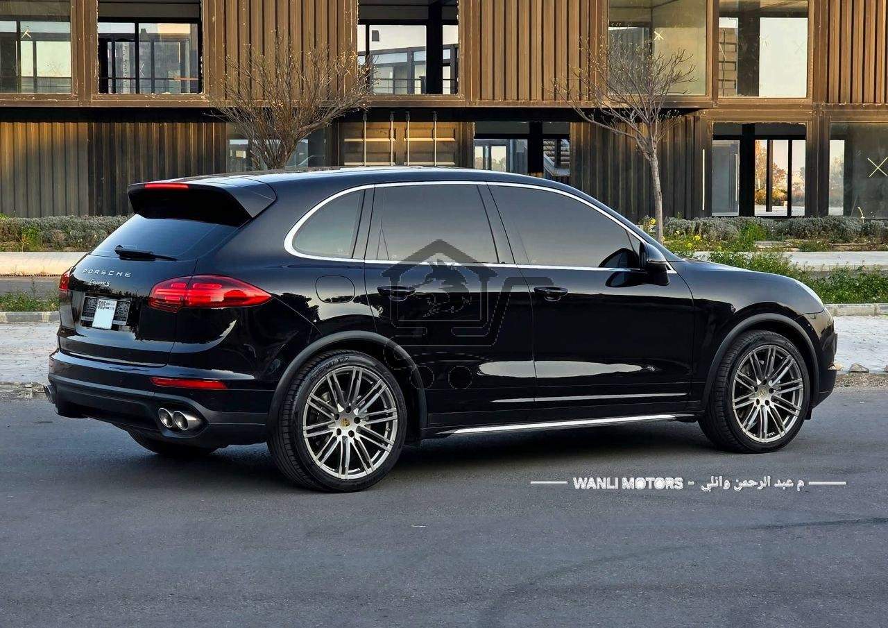 Porsche Cayenne 2015 - الصورة 3