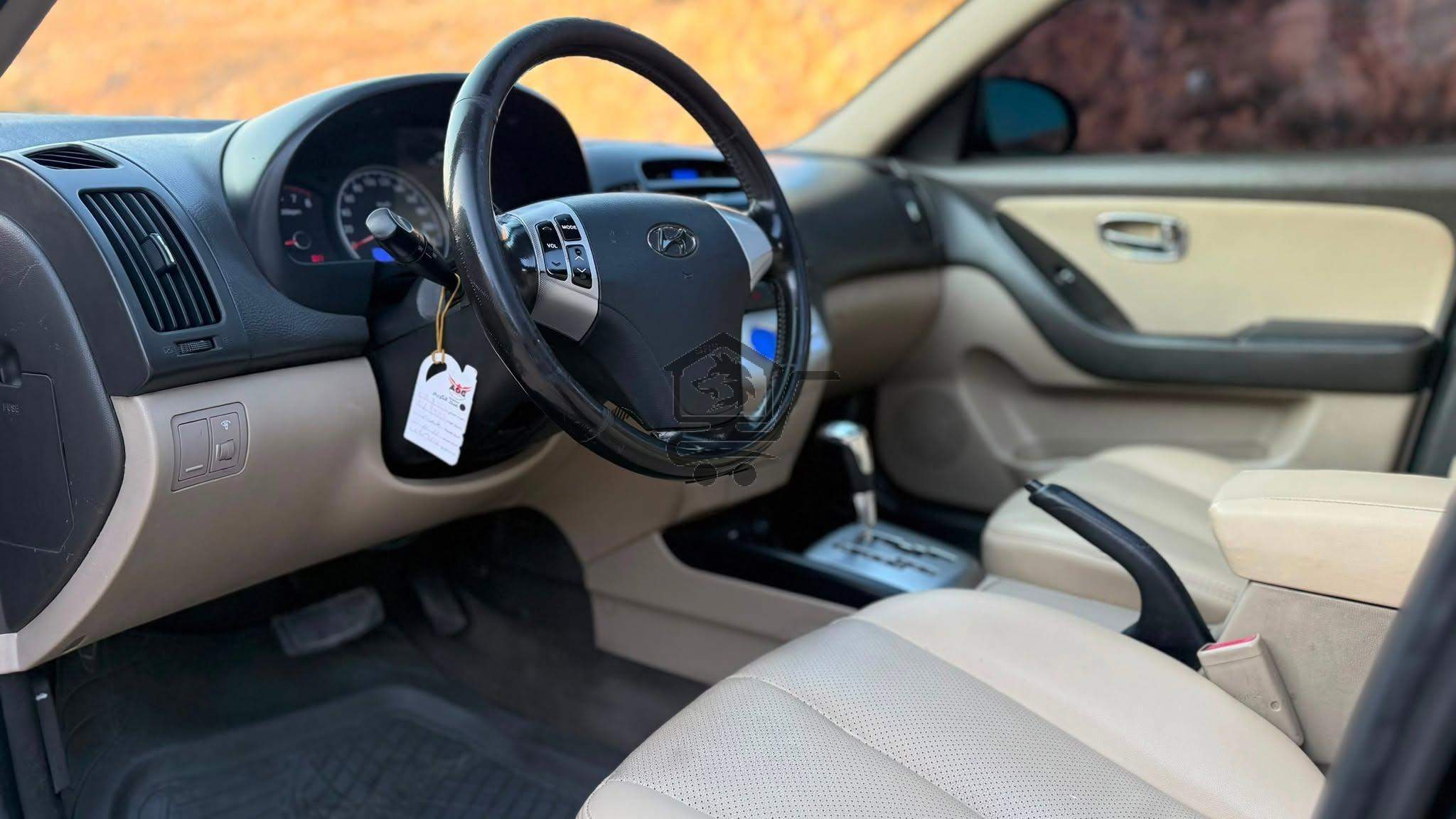 Hyundai Elantra 2011 - الصورة 5