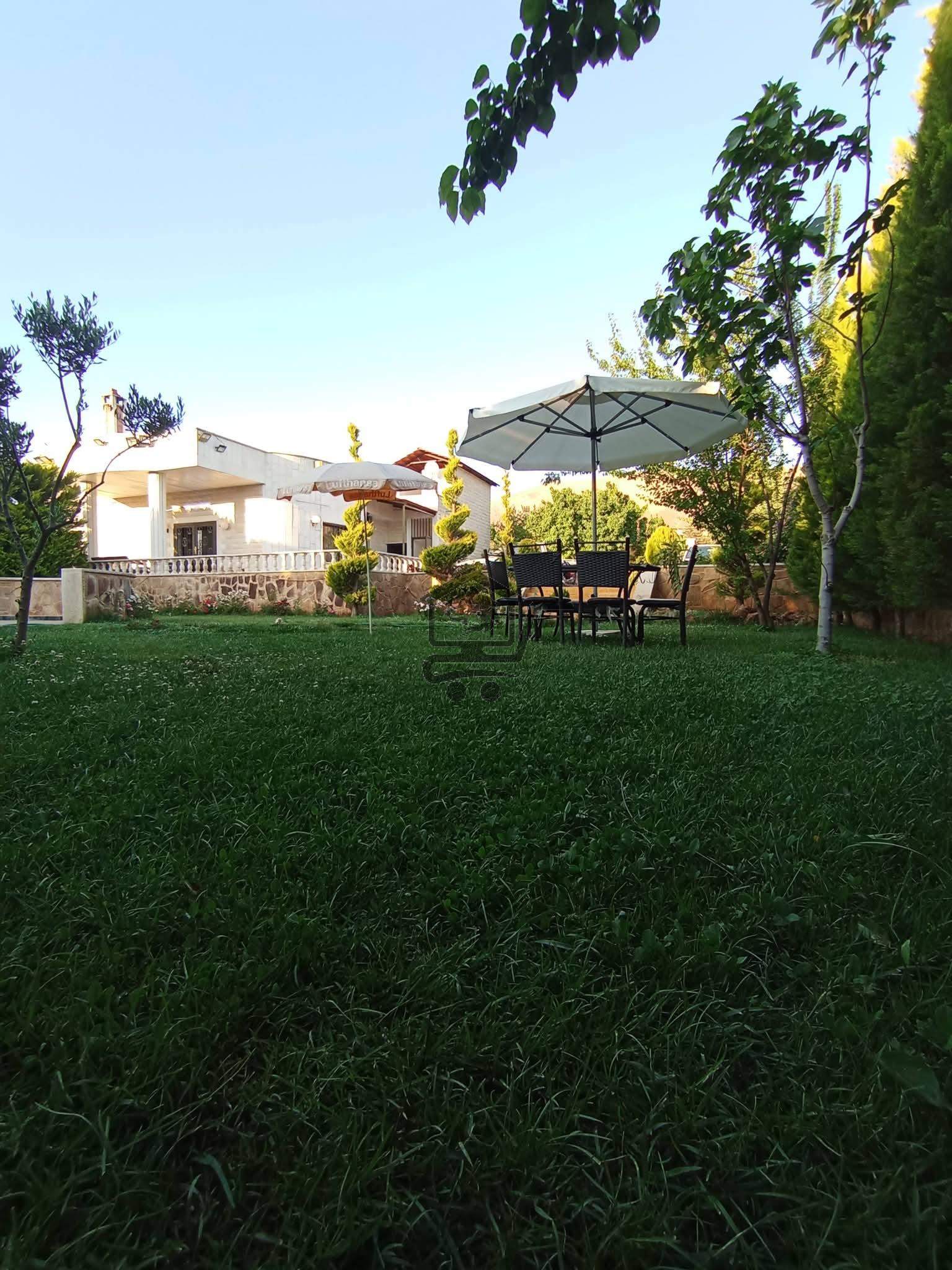 مزرعة بتصميم عصري - الصورة 3