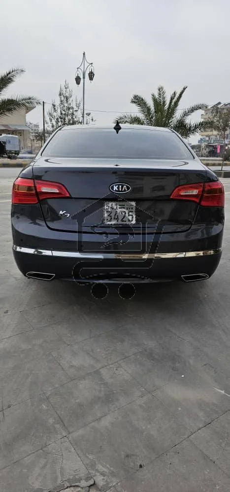 KIA K7 2011 - الصورة 4