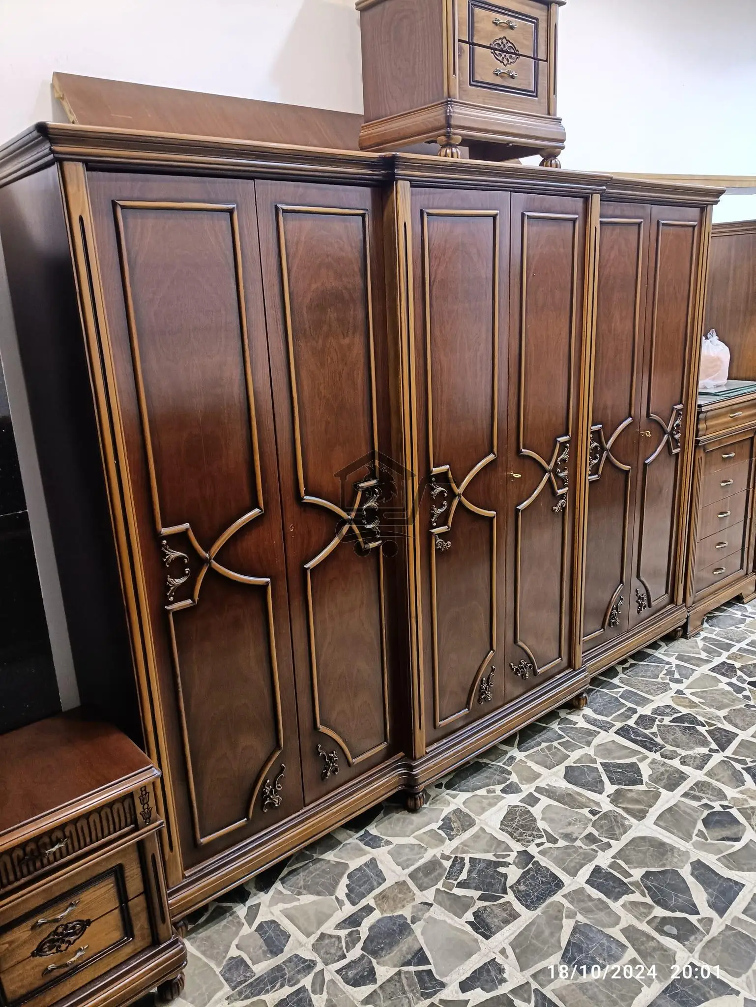 مفروشات عوض - الصورة 3