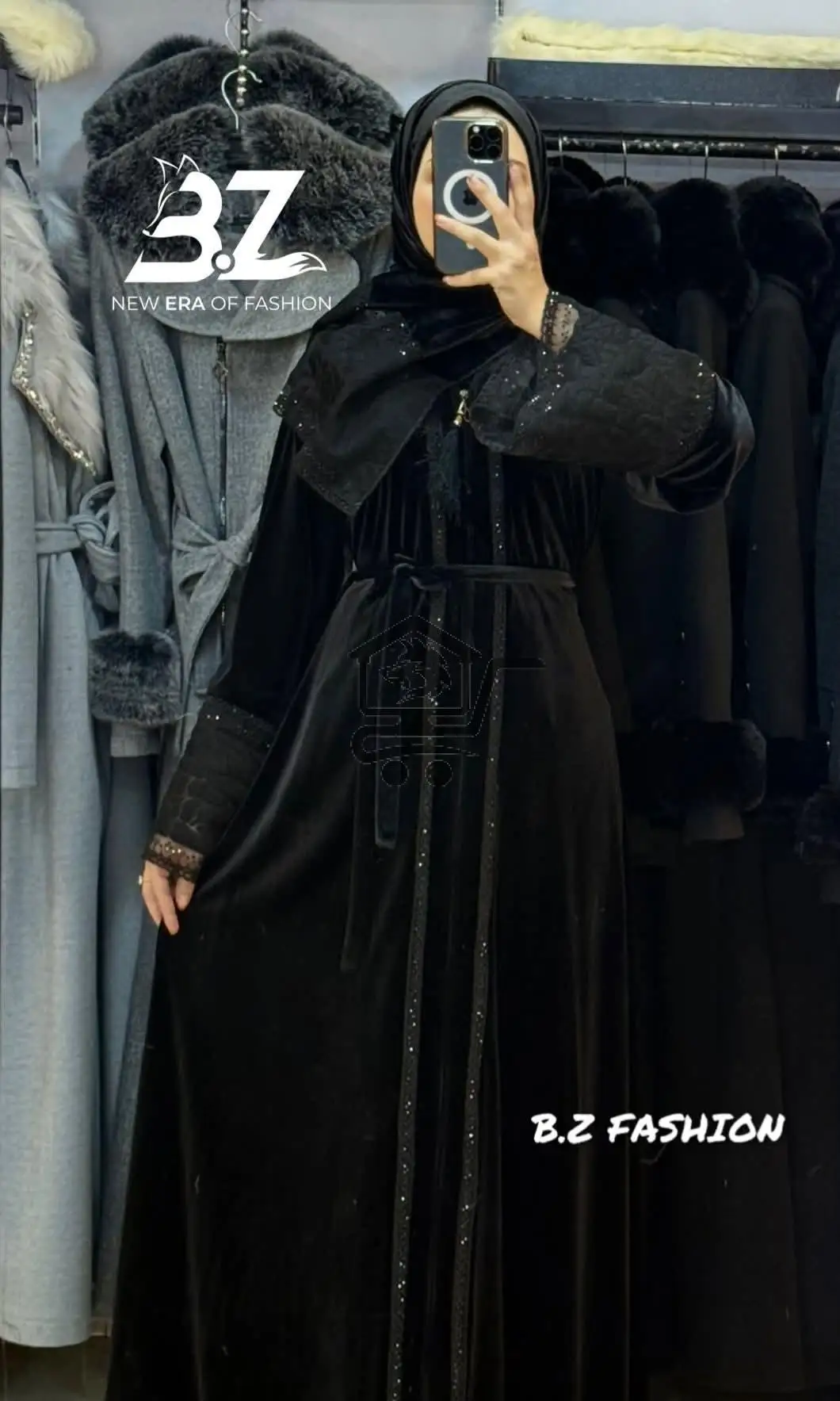 عباية مخمل مطرزة - الصورة 6