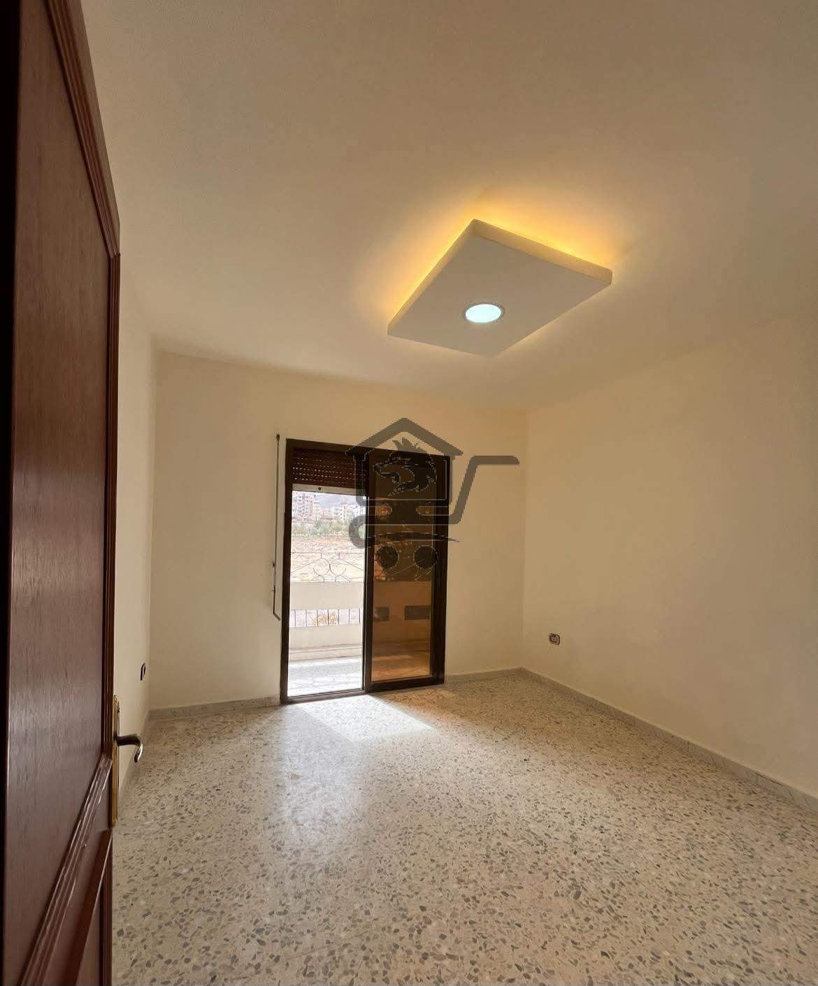 منزل بموقع مميز - الصورة 4