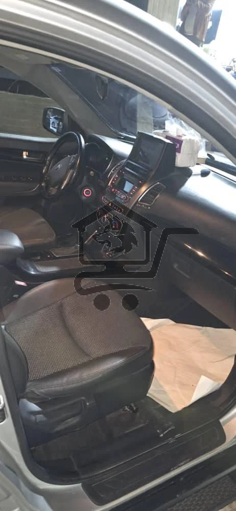 كيا سيرنتو - الصورة 6