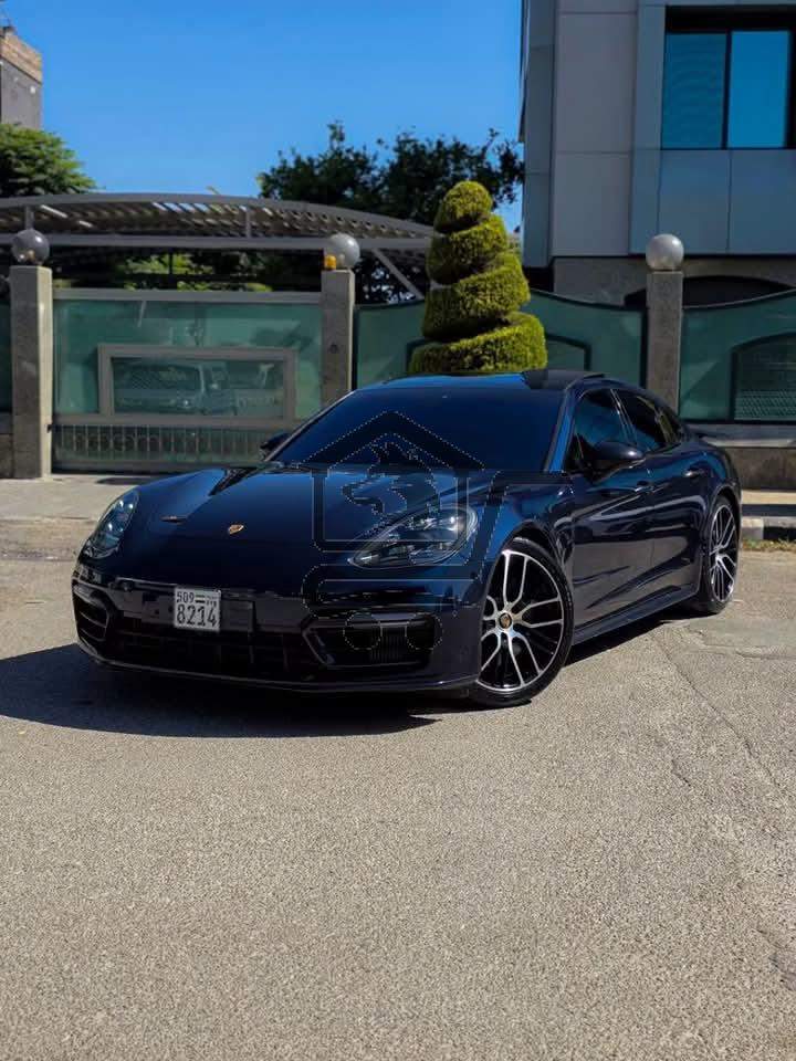 Porsche Panamera GTS - الصورة 1