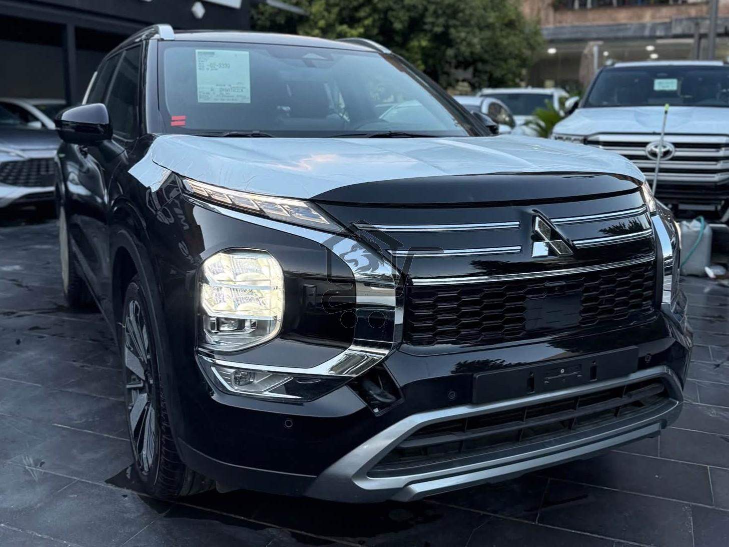 Mitsubishi Outlander 2026 - الصورة 3