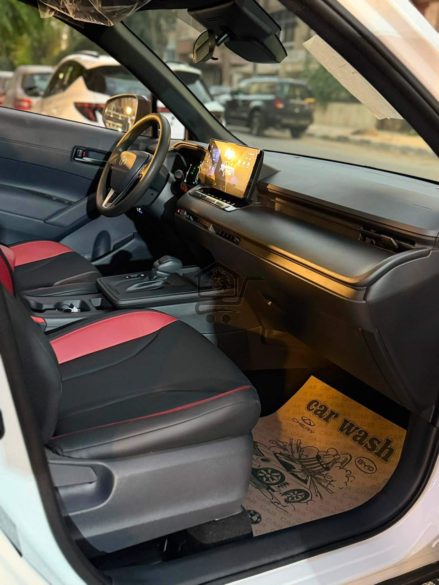 Toyota Front Lander - الصورة 9