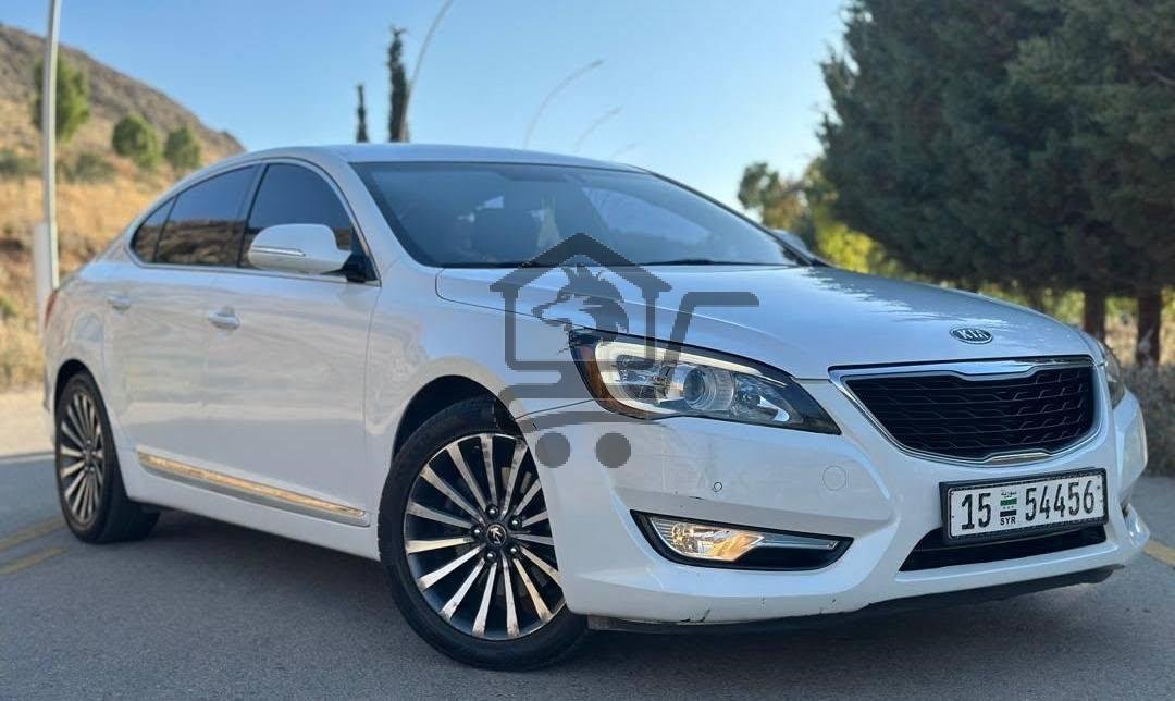 KIA K7 2012 - الصورة 1