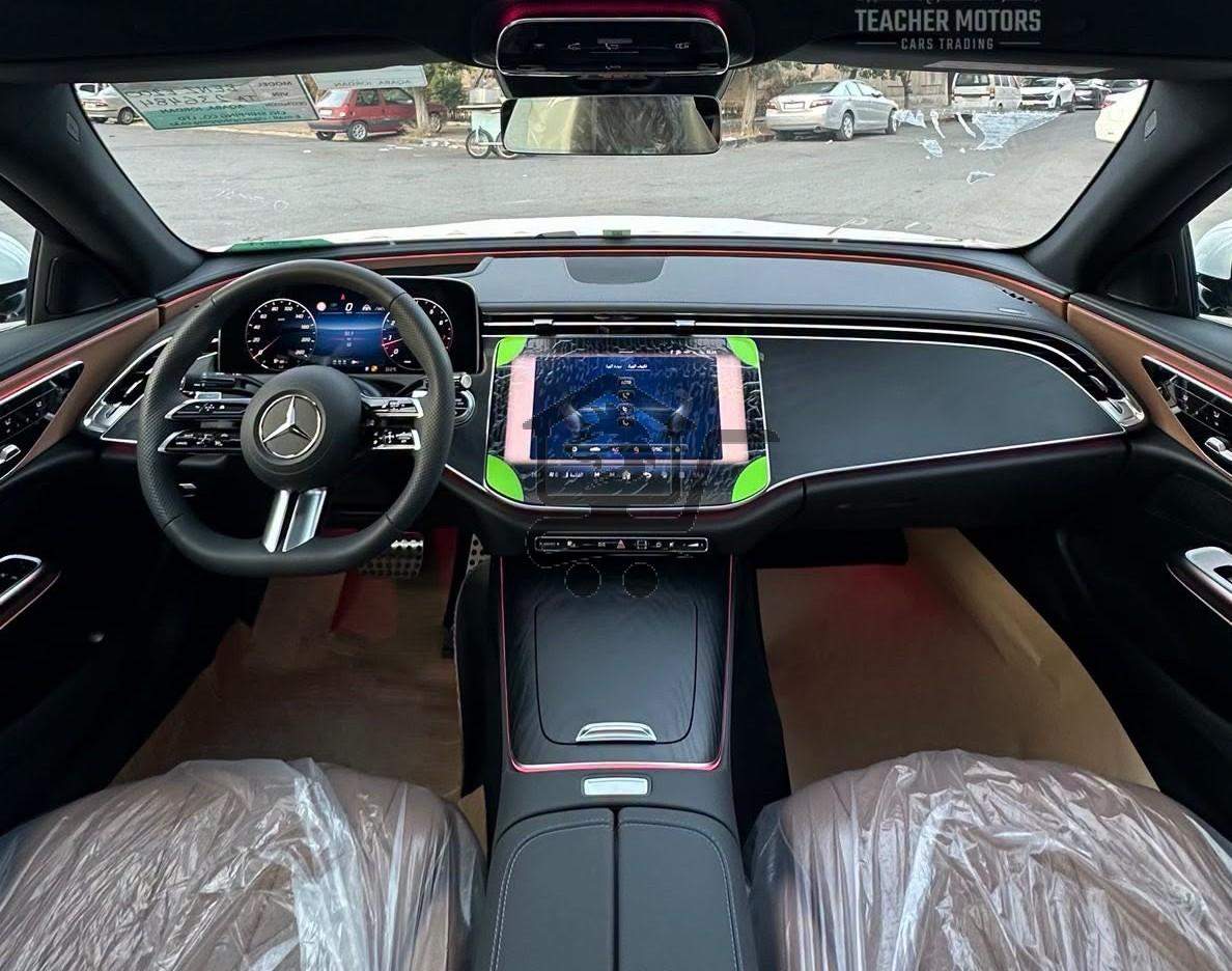 Mercedes-Benz E00 AMG - الصورة 6