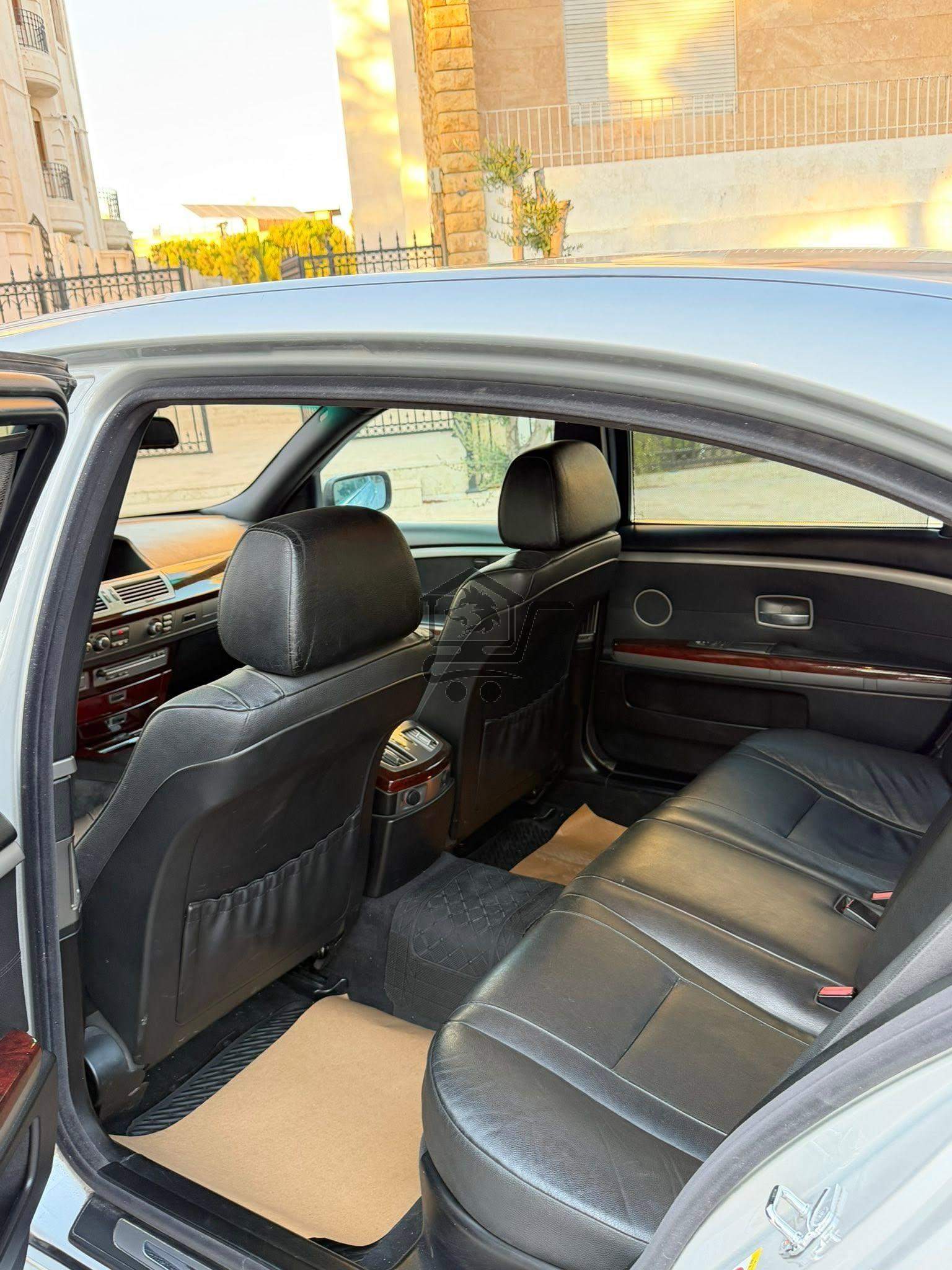 BMW 730Li 2007 - الصورة 10