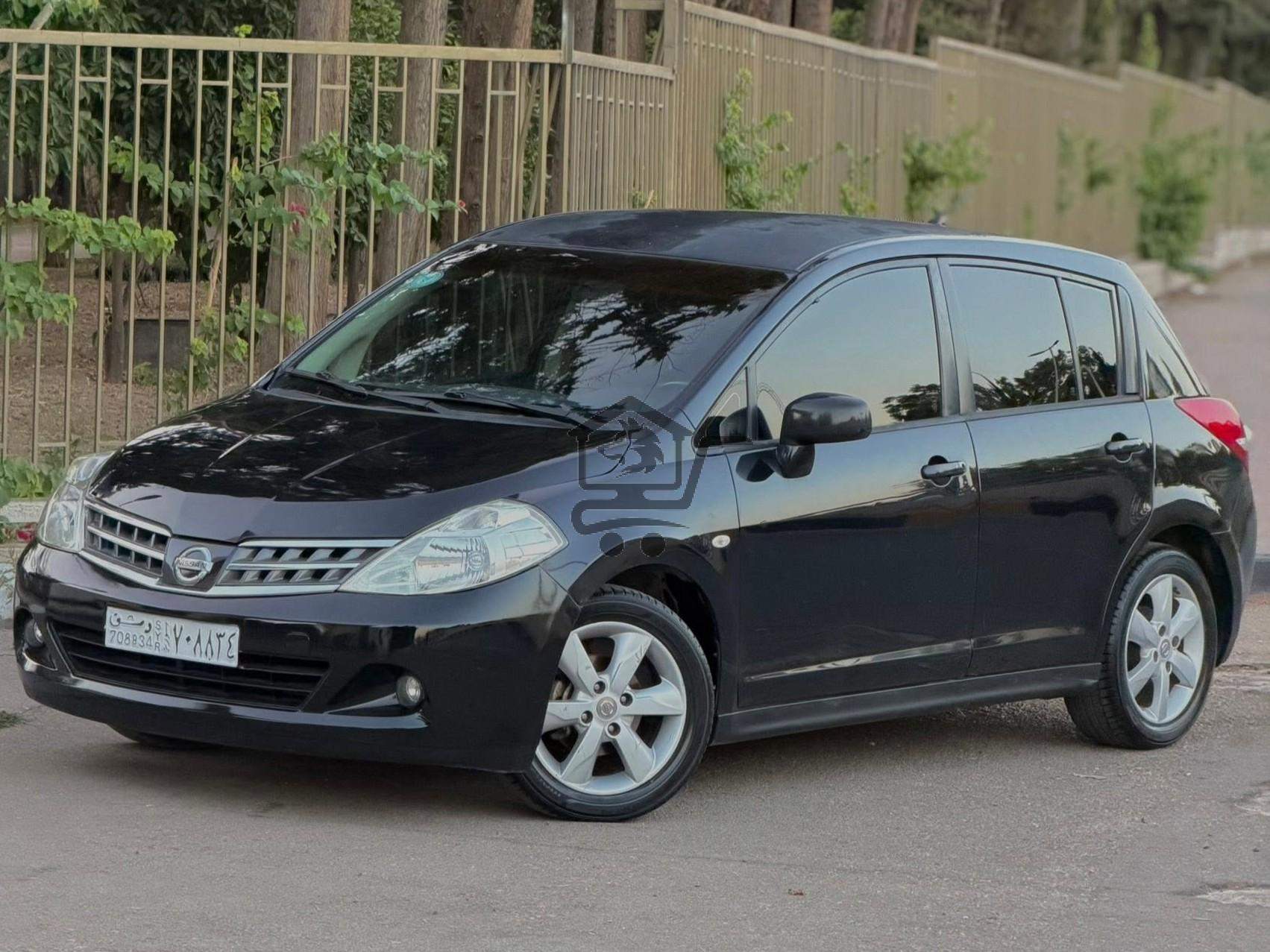 Nissan Tiida 2009 - الصورة 1