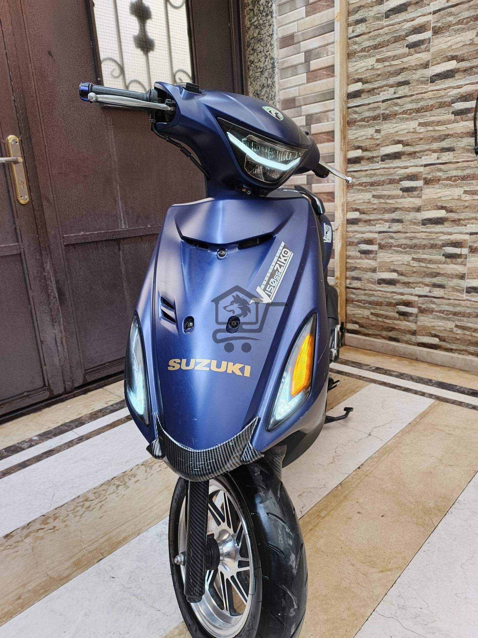 للبيع موتور v150 - الصورة 1