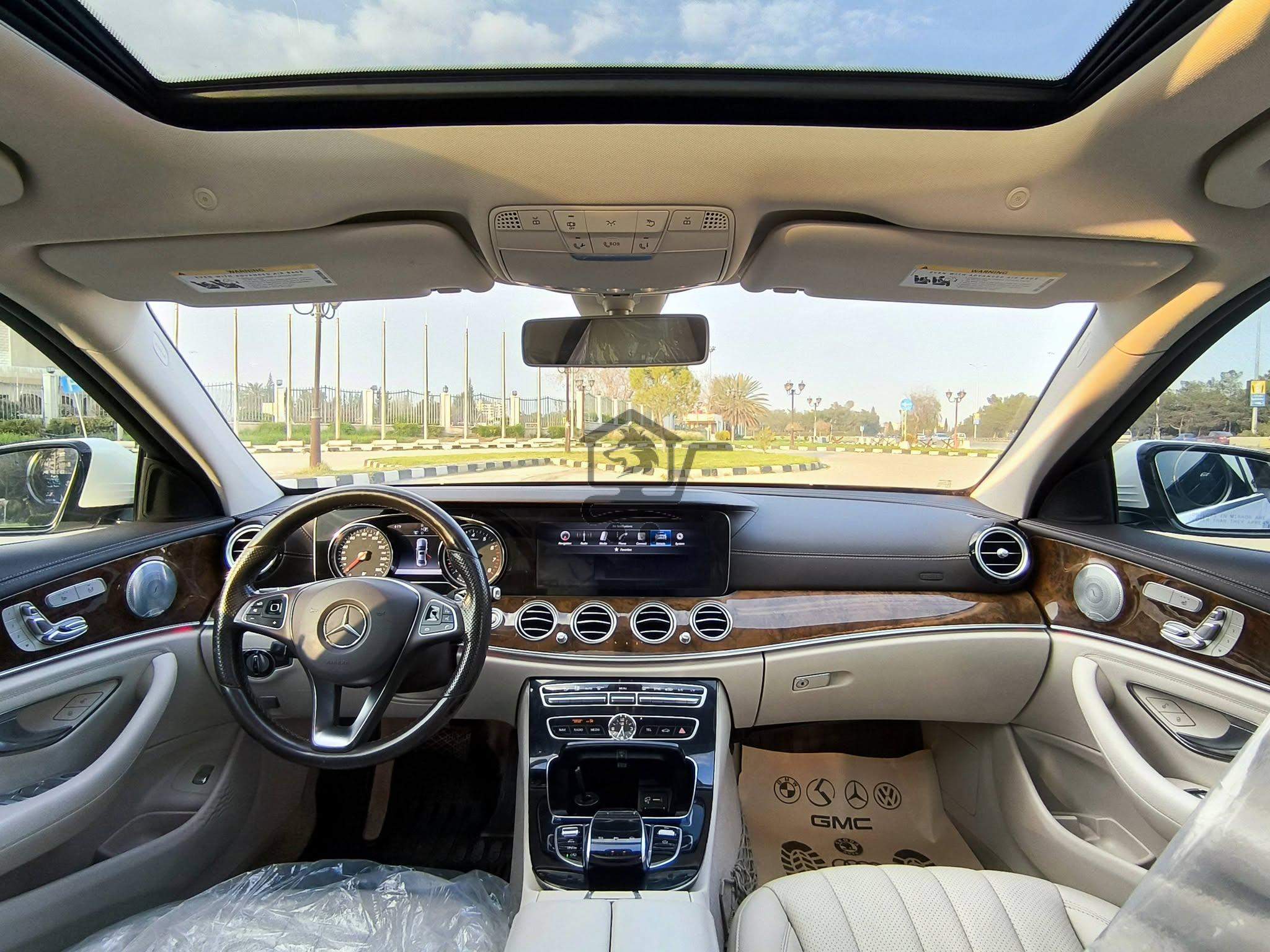 Mercedes-Benz E300 2017 - الصورة 7