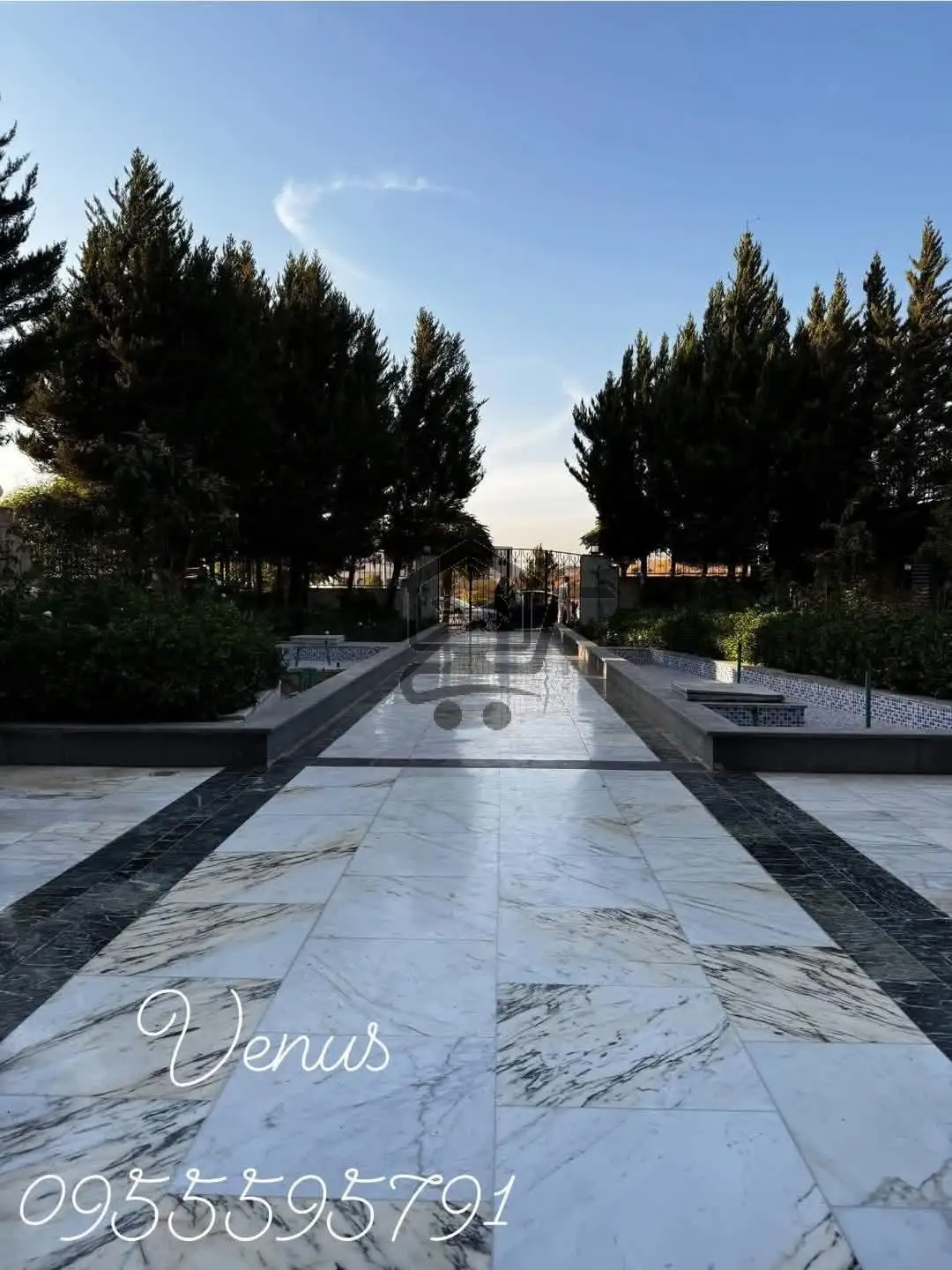 شقة بمساحة واسعة بدون فرش - الصورة 1