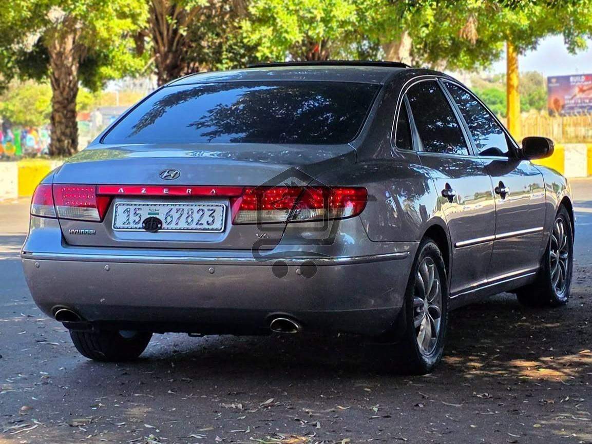 Hyundai Azera 2009 - الصورة 4
