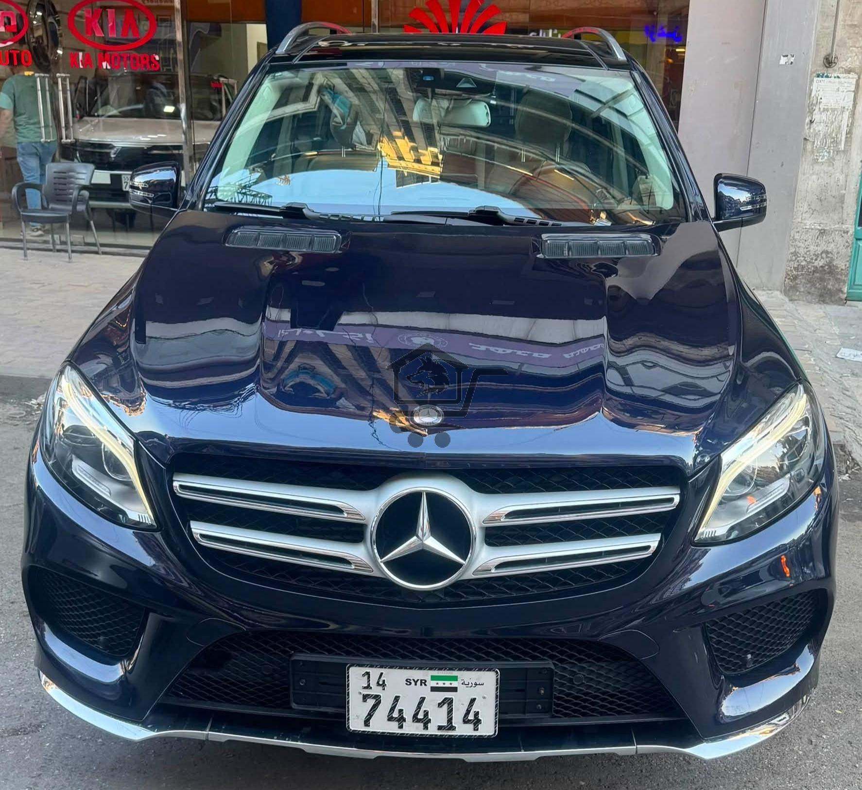Mercedes-Benz GLE 350 - الصورة 1