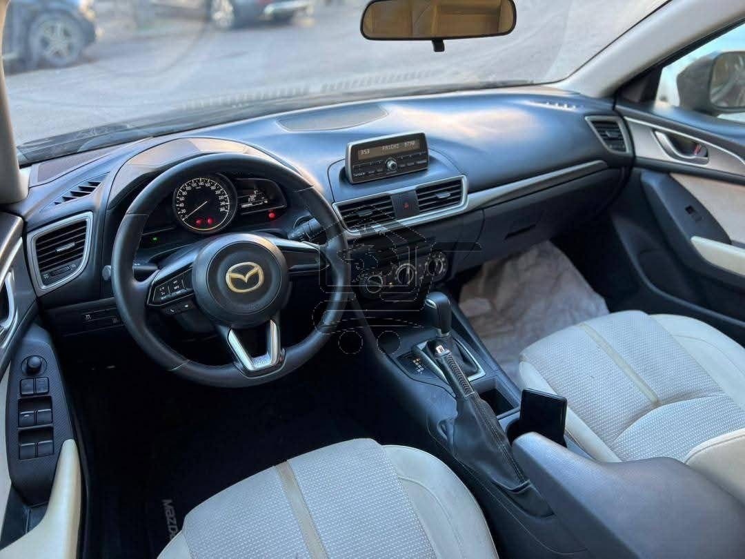 Mazda Zoom 3 - الصورة 6