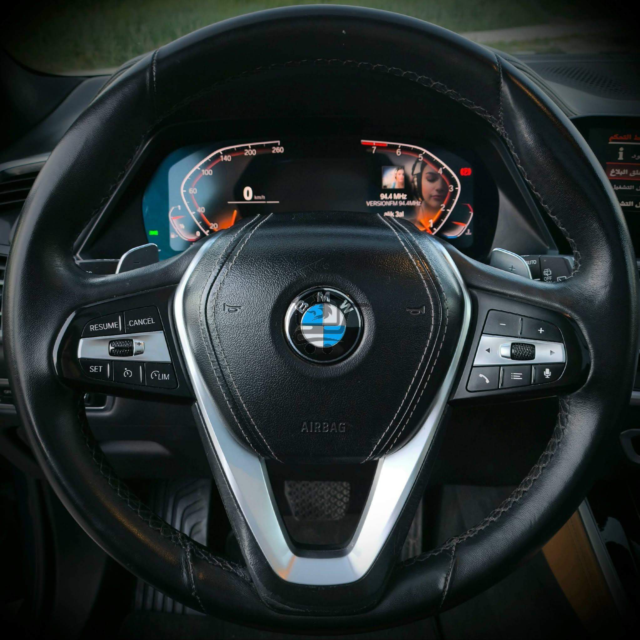 BMW X5 40i - الصورة 8