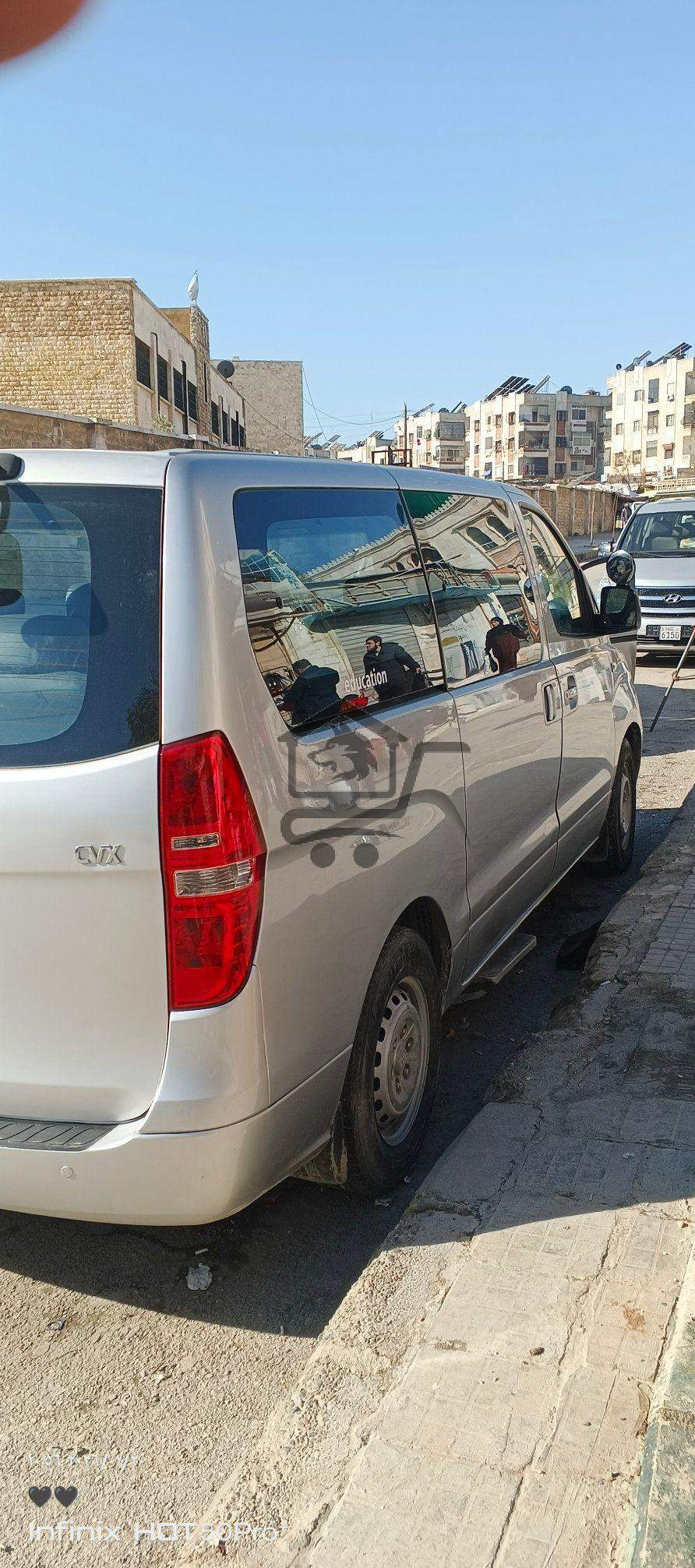 ڤان. اتش ون موديل 2008 - الصورة 6