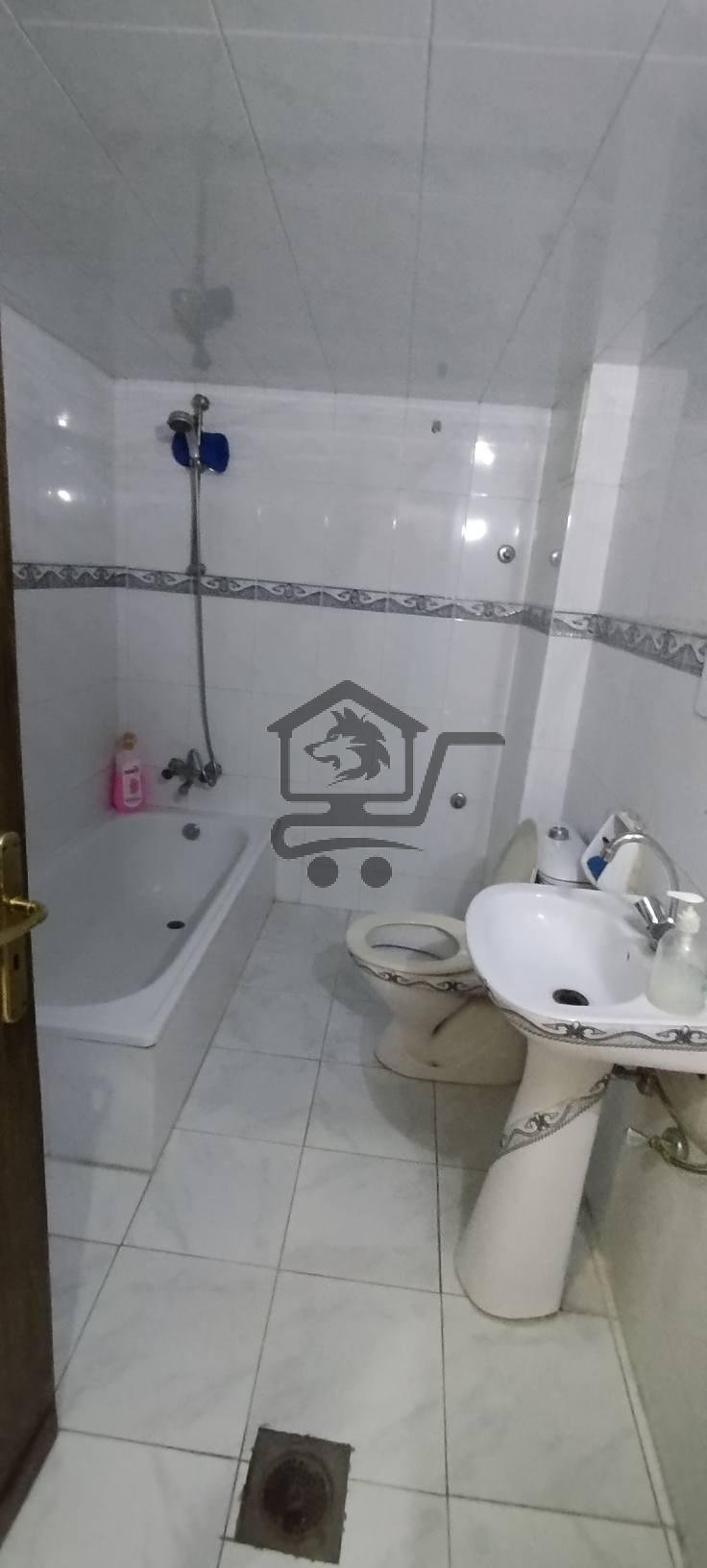 للبيع شقة - الصورة 3