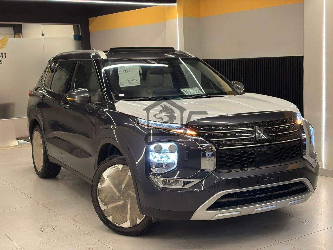 Mitsubishi Outlander 2025 - الصورة 3