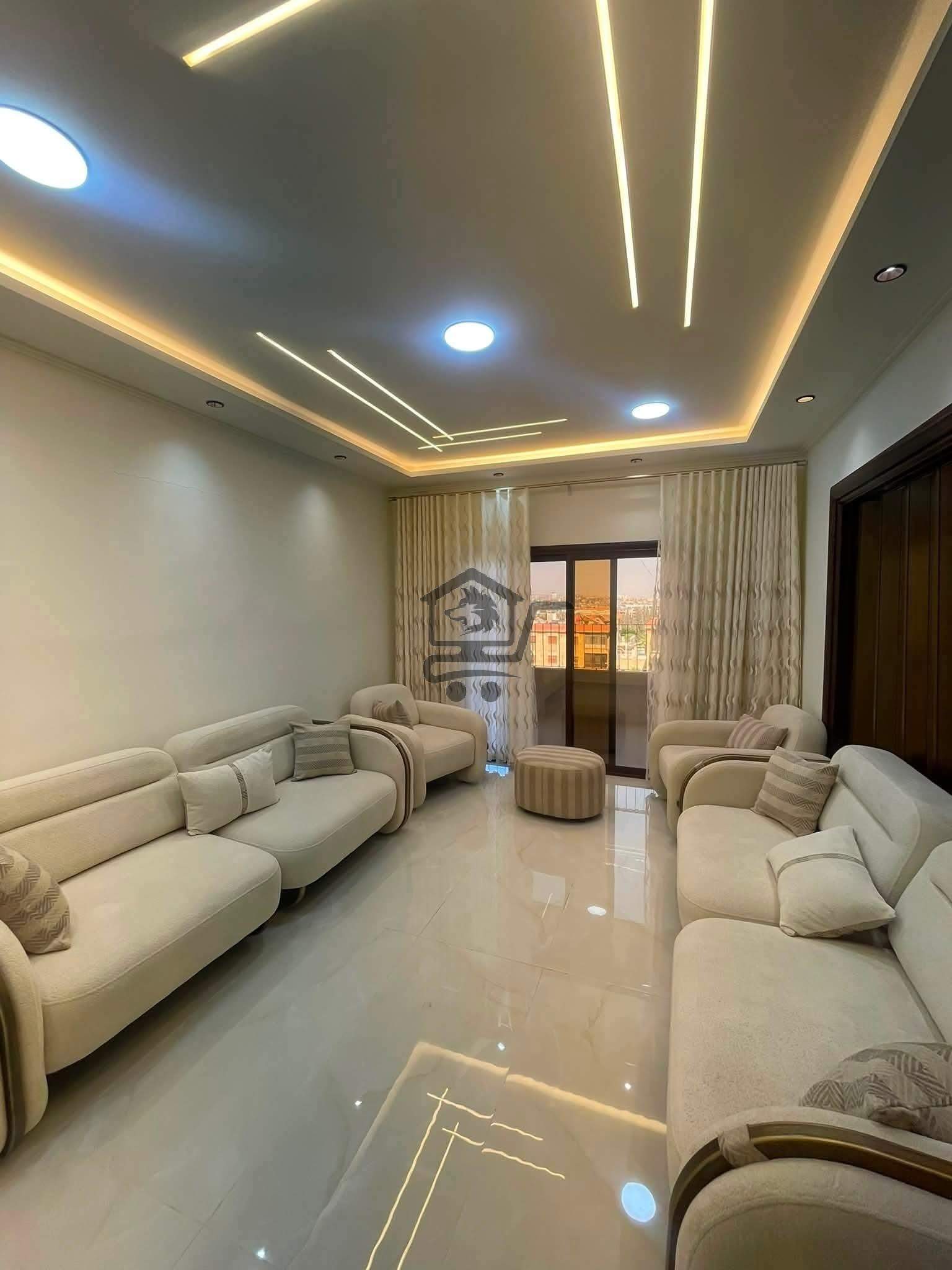 منزل فاخر - الصورة 3