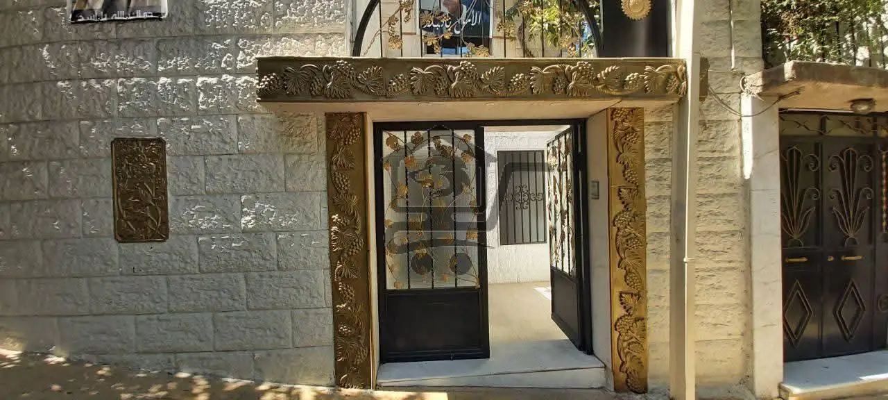 للبيع منزل في دمشق المزة - الصورة 1