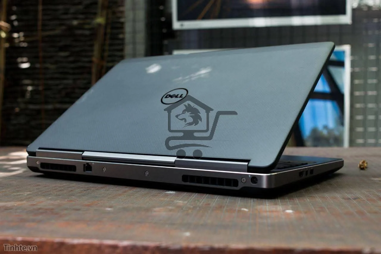 DELL precision 7520 - الصورة 3