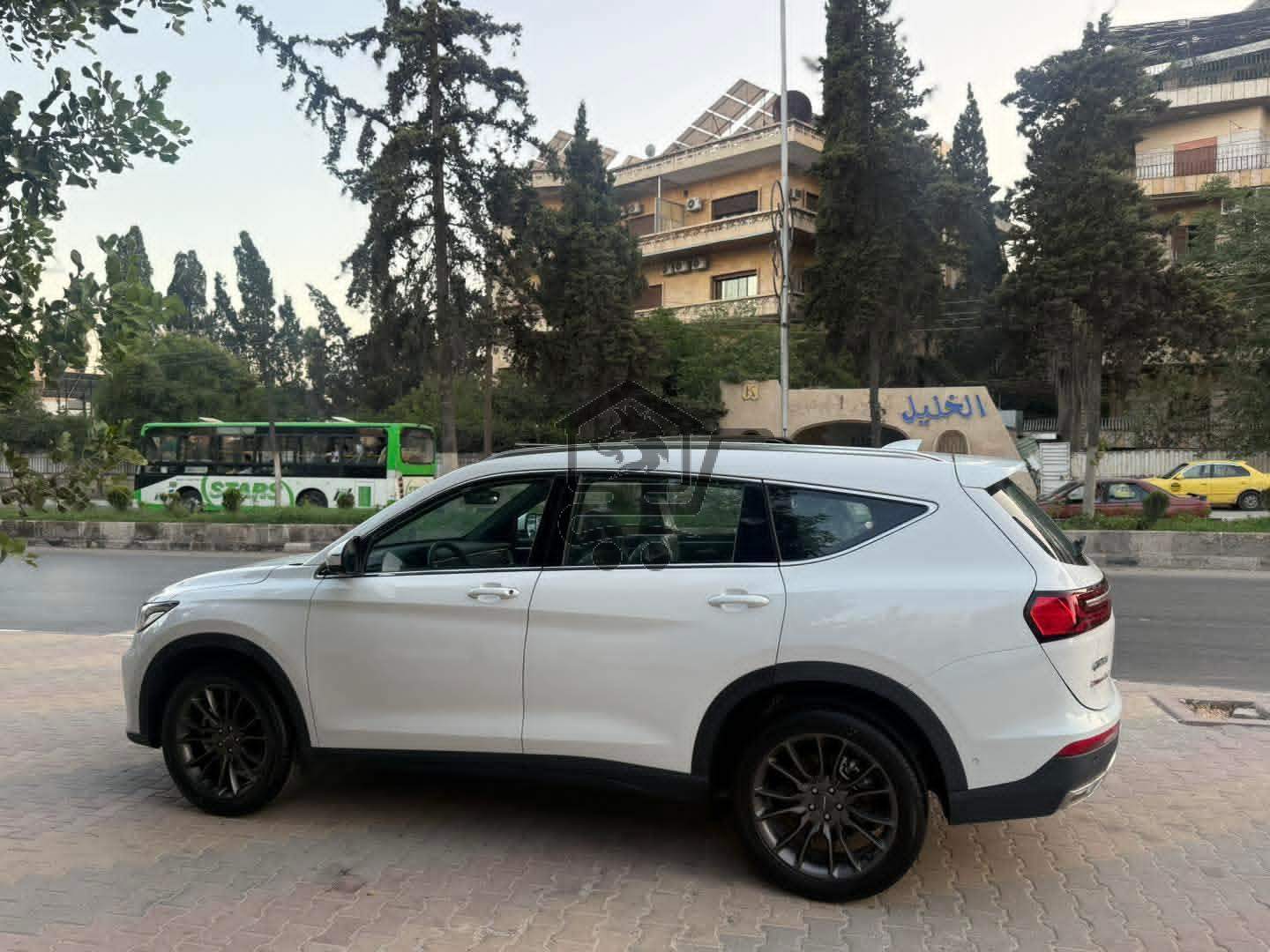 NISSAN DFSK GLORY - الصورة 7