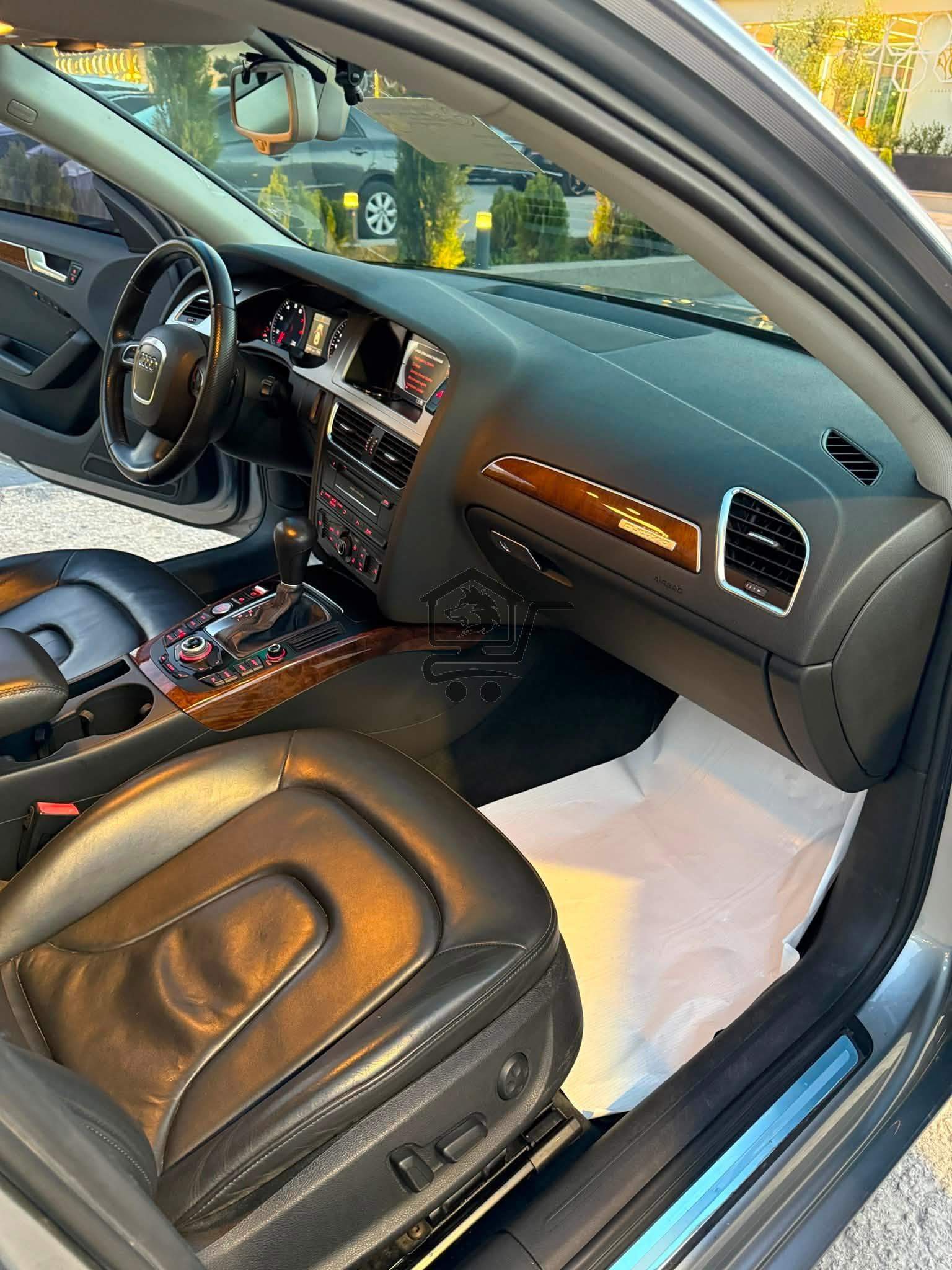 Audi A4 2012 - الصورة 9