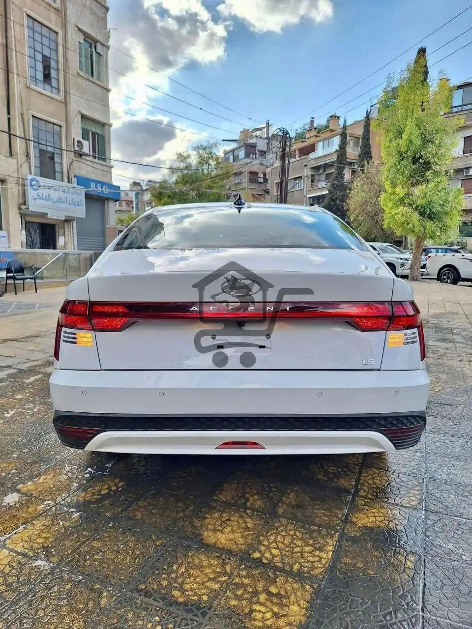 2024 Hyundai Accent - الصورة 4