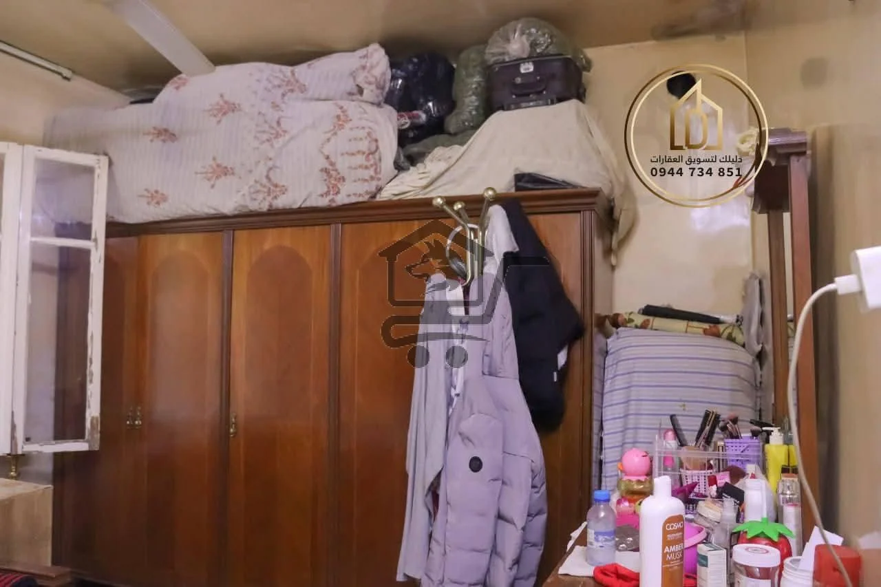 بيت للبيع بموقع متميز - الصورة 6