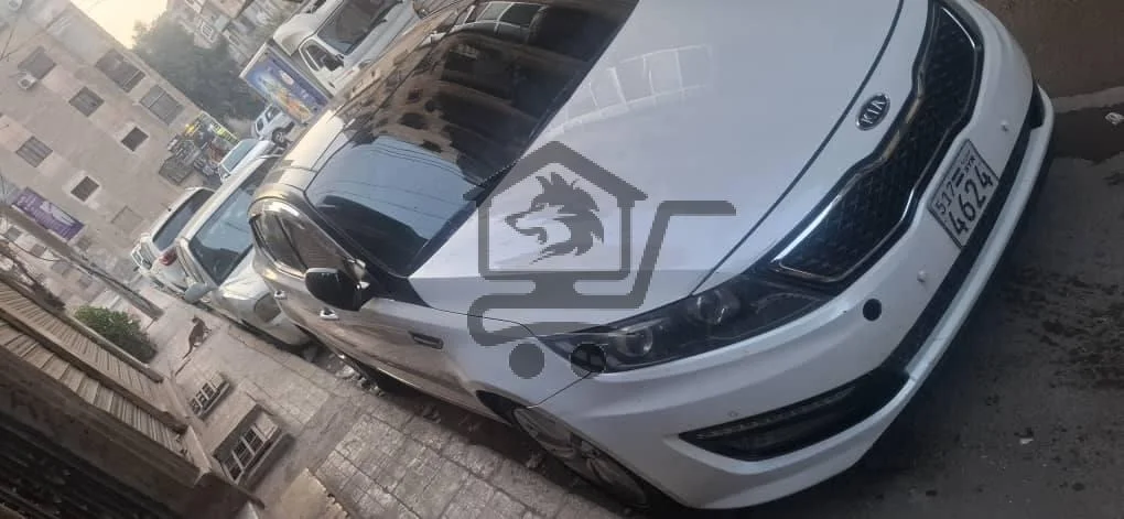 كيا اوبتما - الصورة 4