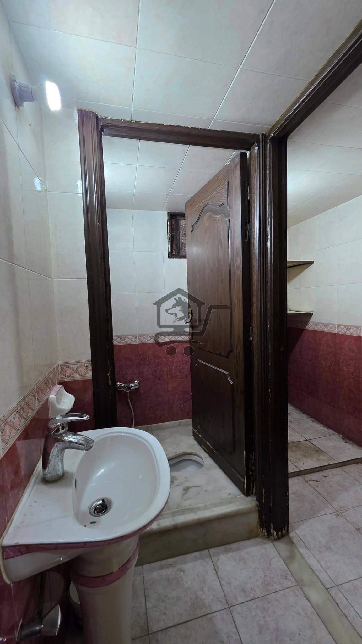 شقة سكنية بموقع مميز - الصورة 7