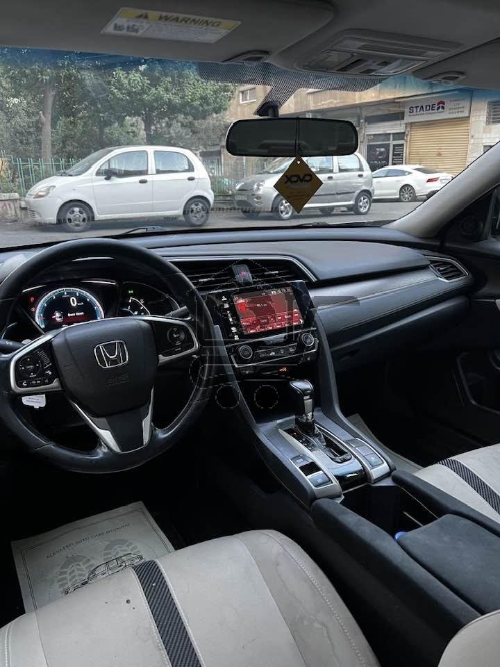 Honda Civic 2019 - الصورة 5