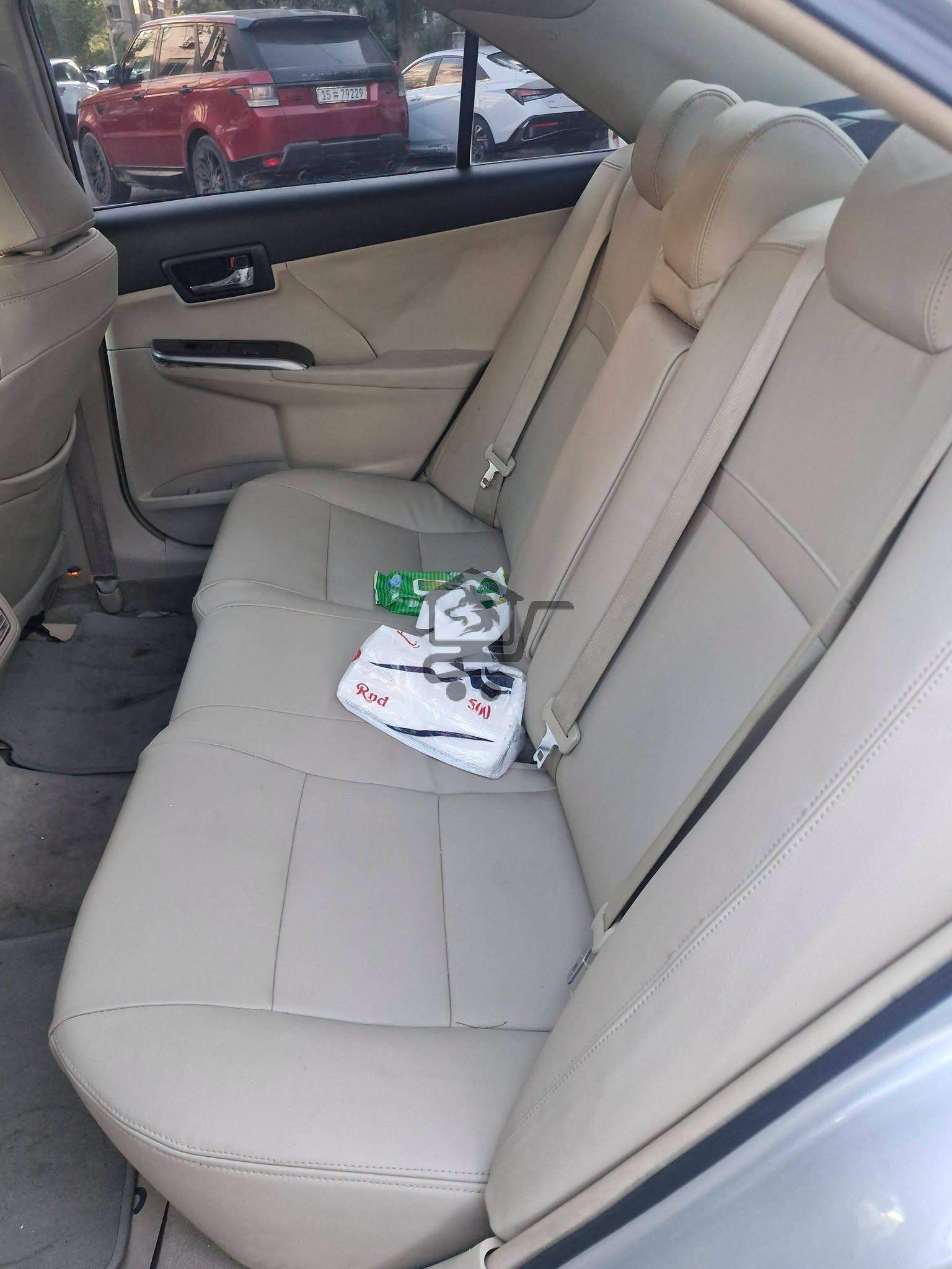 Toyota Camry 2012 - الصورة 10