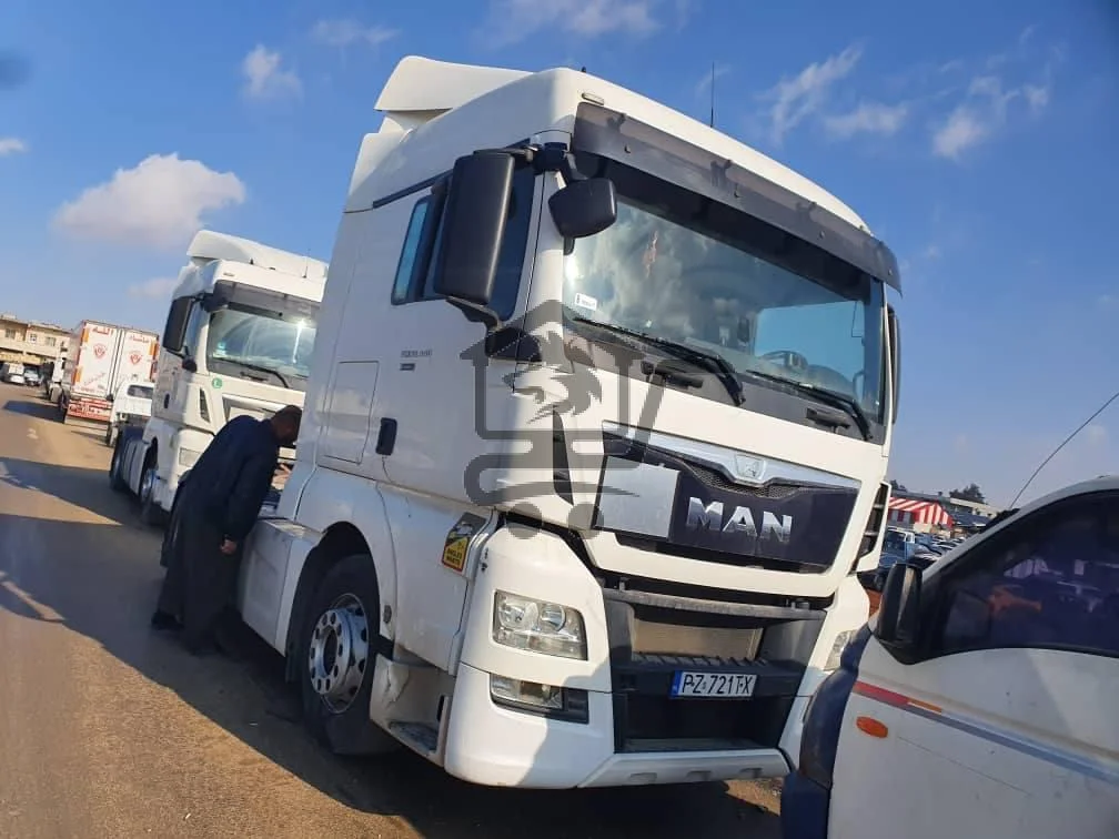 نوع مان موجود سيارتين موديل 2015 - الصورة 2