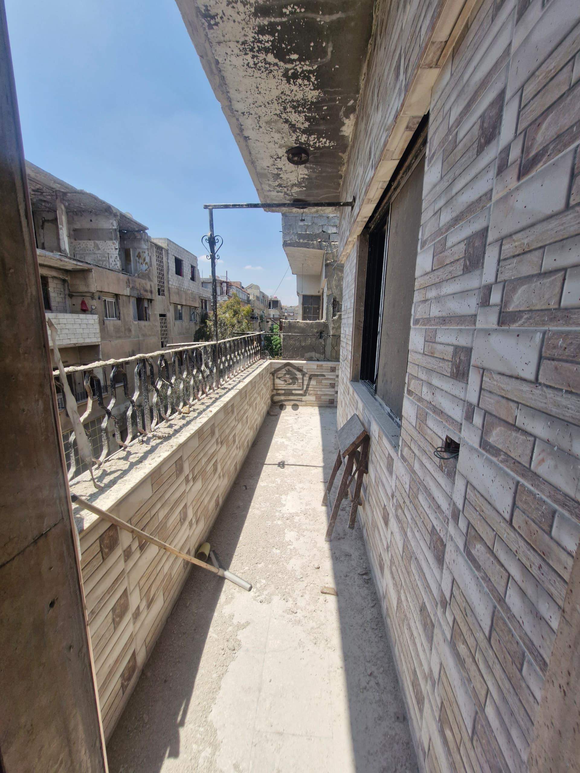 بيت للبيع في حرستا بسعر مناسب - الصورة 3