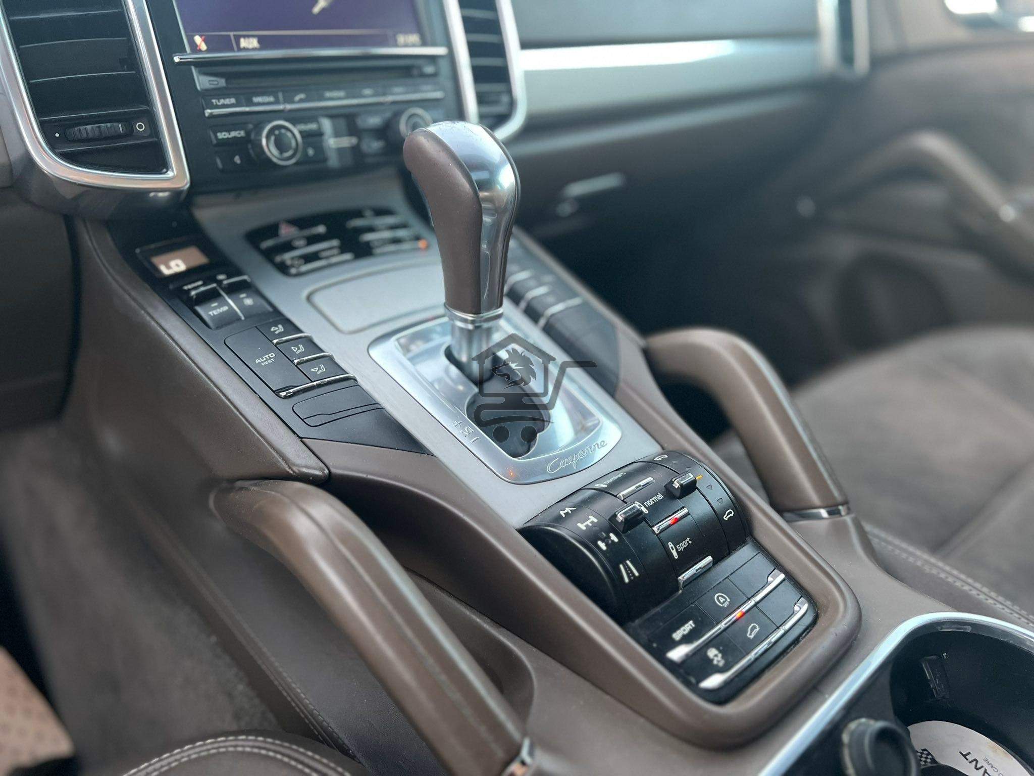 PORSHE Cayenne GTS - الصورة 9