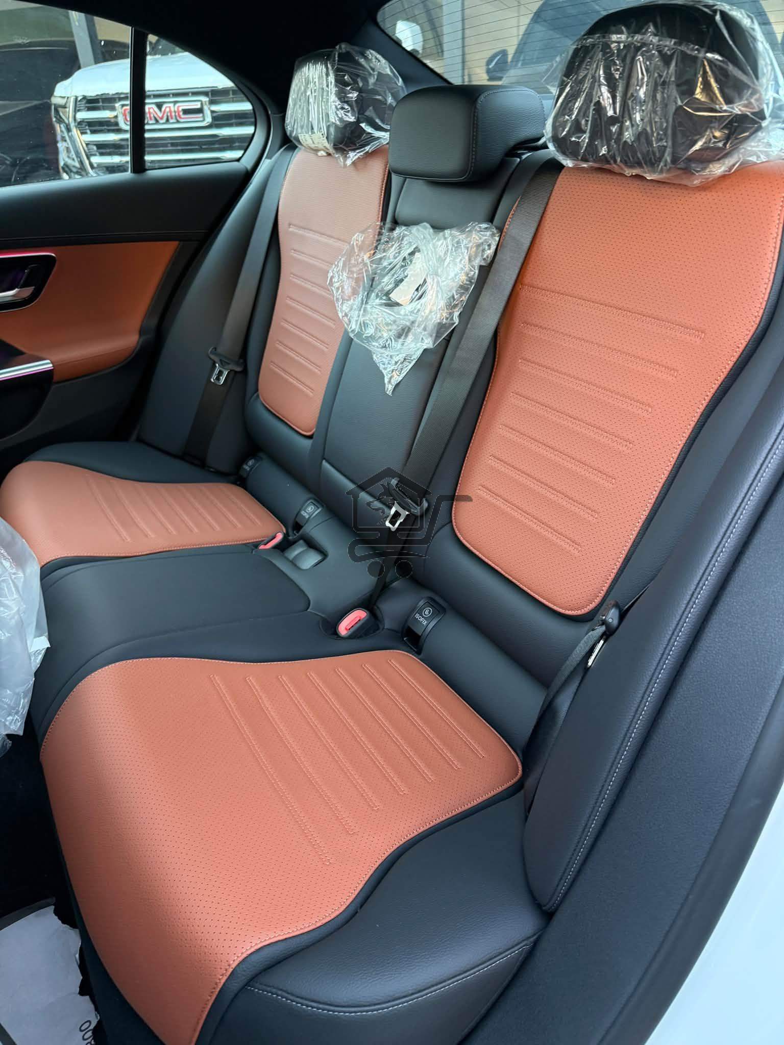 Mercedes-Benz C200 AMG - الصورة 10